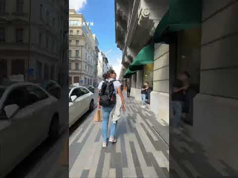 Karaköy'de kıyıyı işgal eden otel