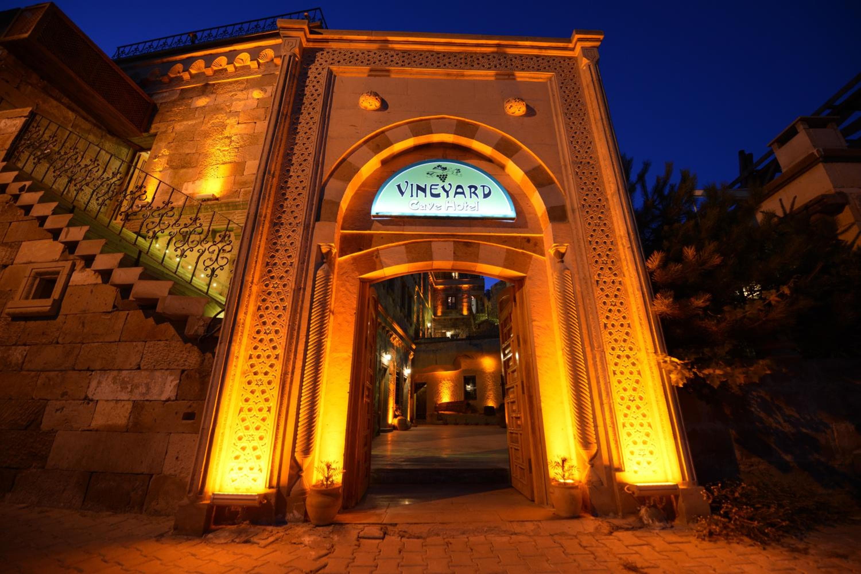 Vineyard Cave Hotel
