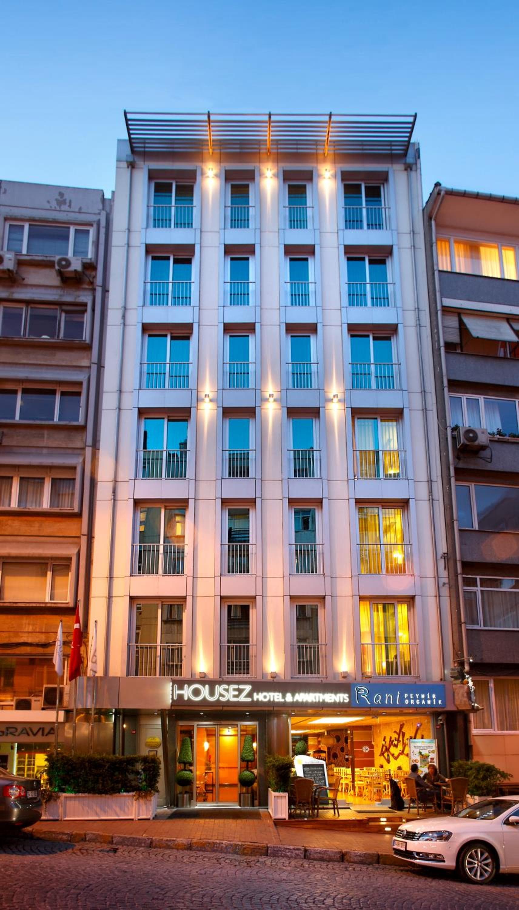 Housez Suites & Apartments Special Class — photo 4