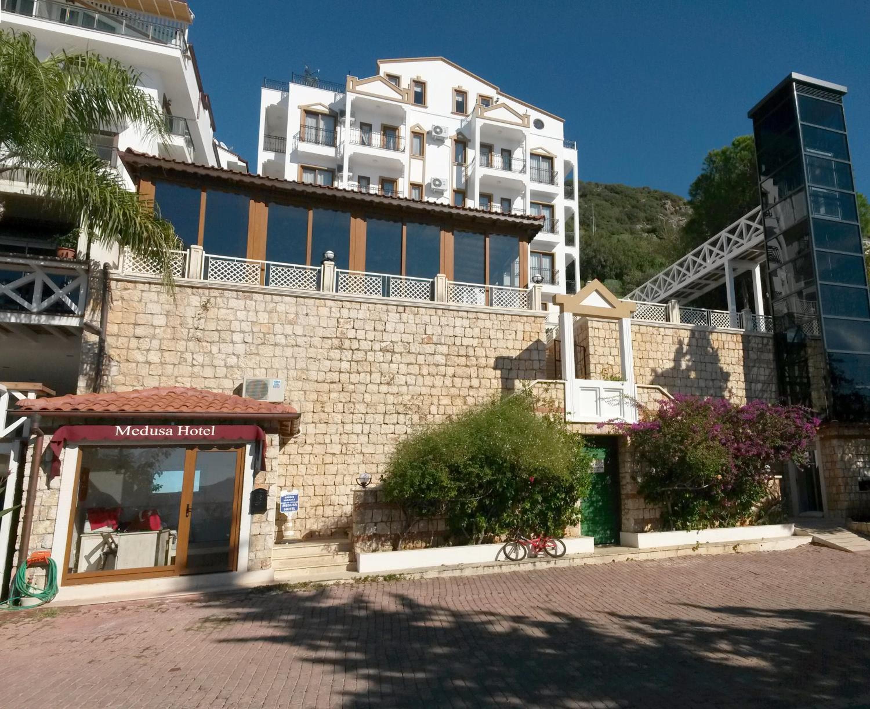 Medusa Hotel