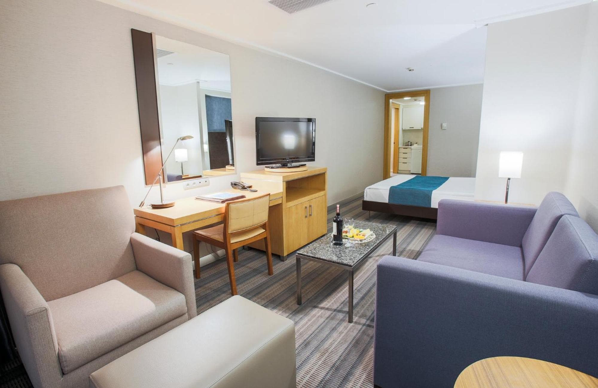 Housez Suites & Apartments Special Class — photo 2