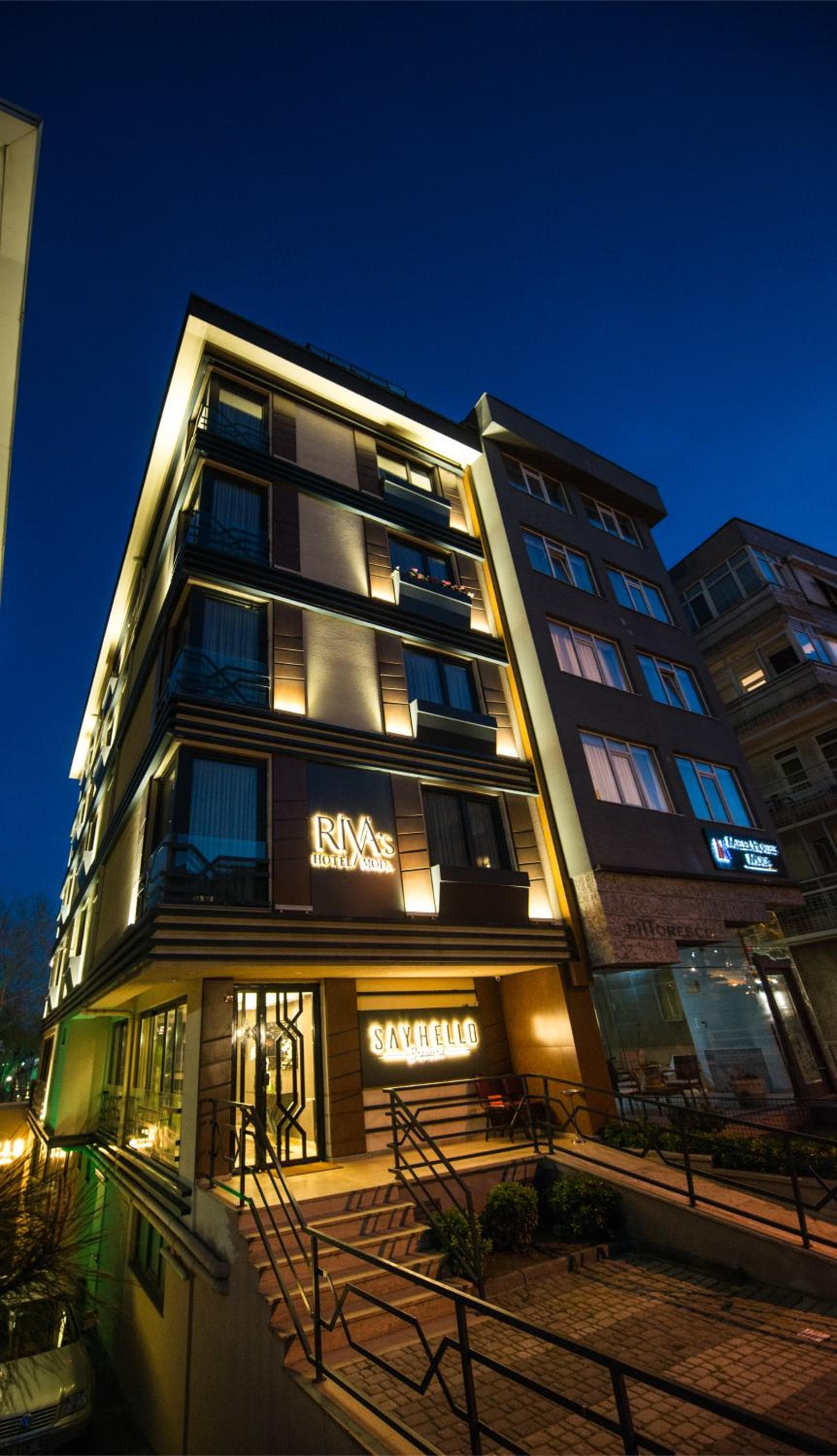 Riva's Moda
