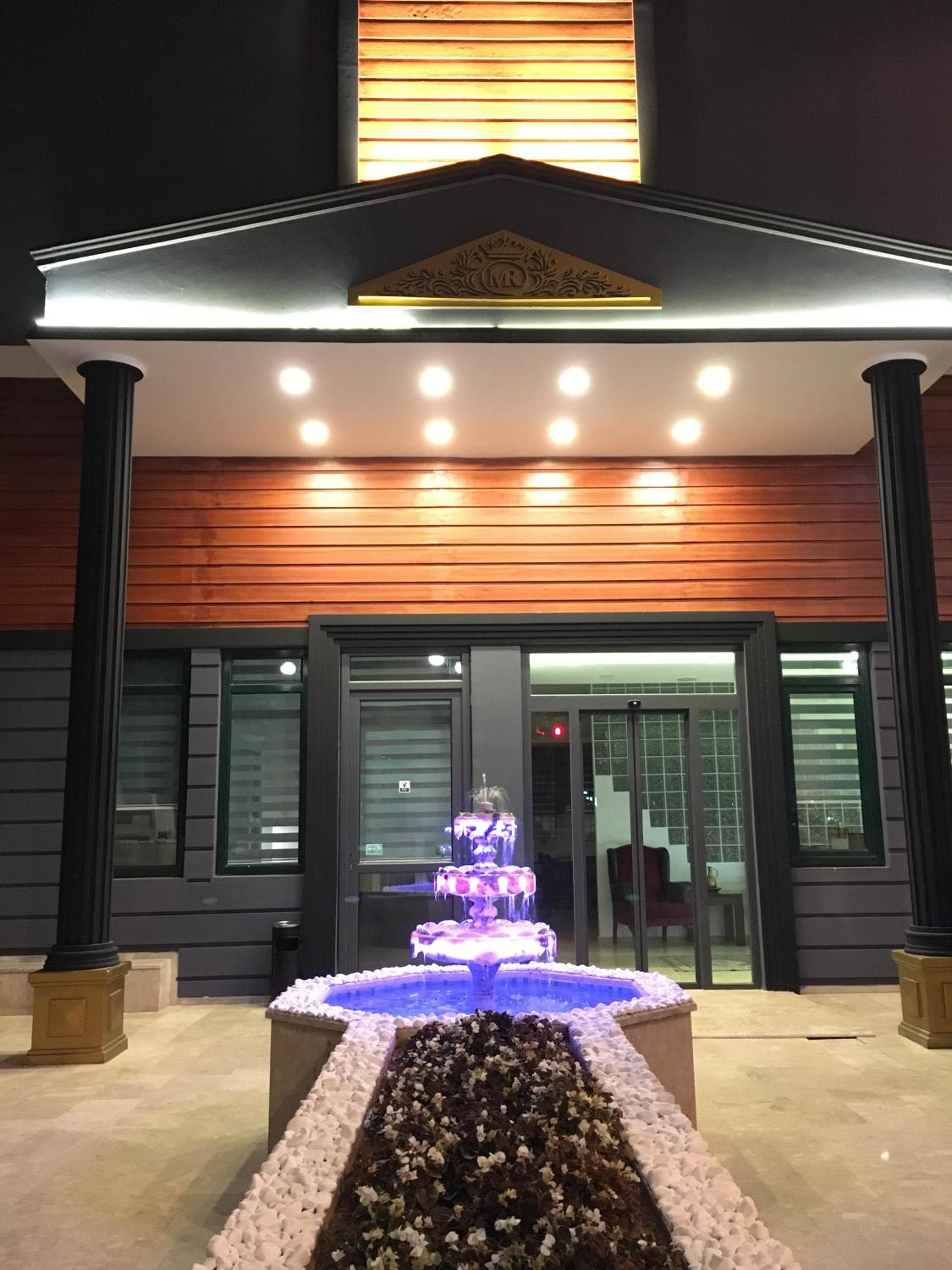 Mera Park Hotel