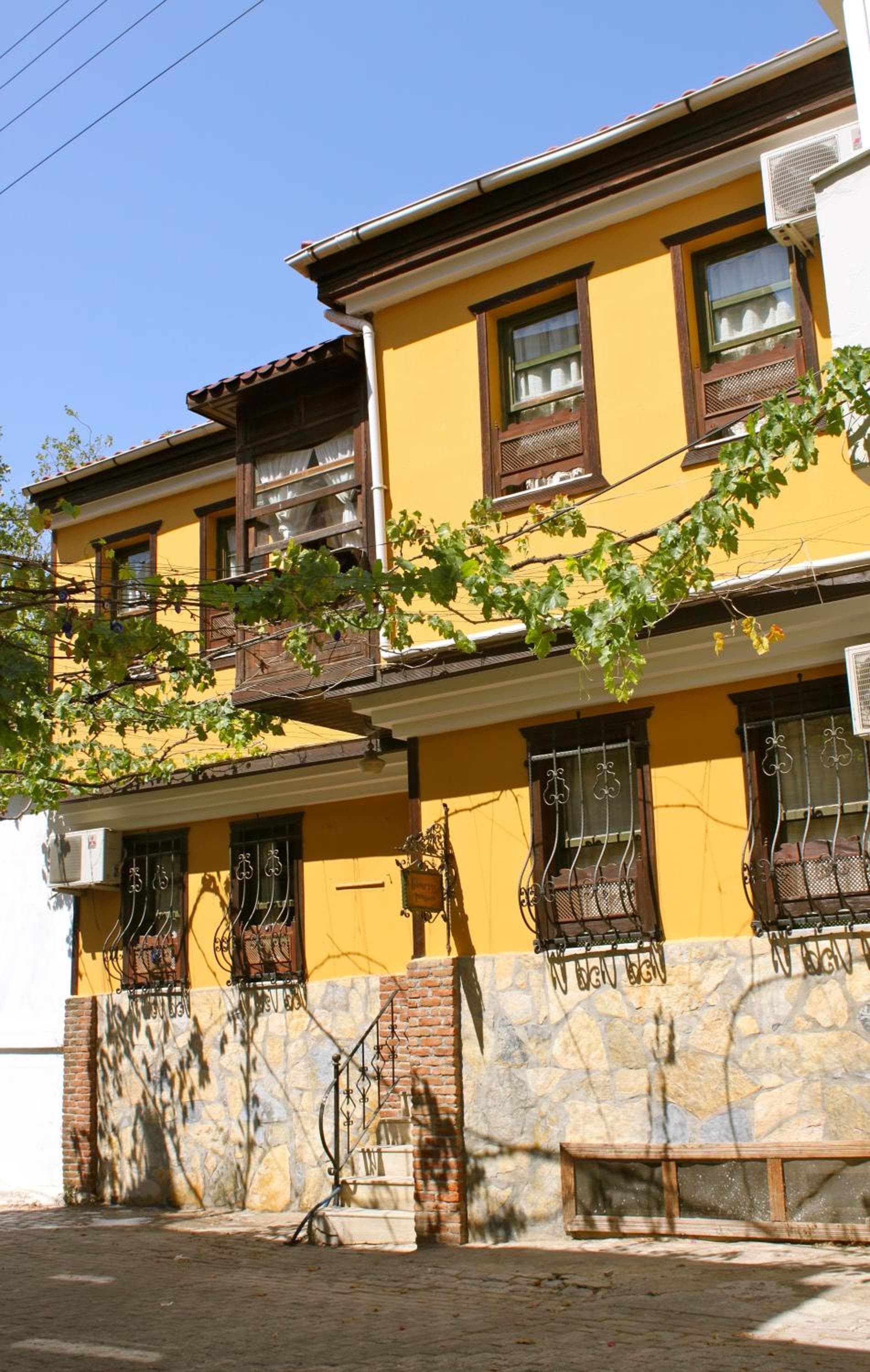 Homeros Pension & Guesthouse