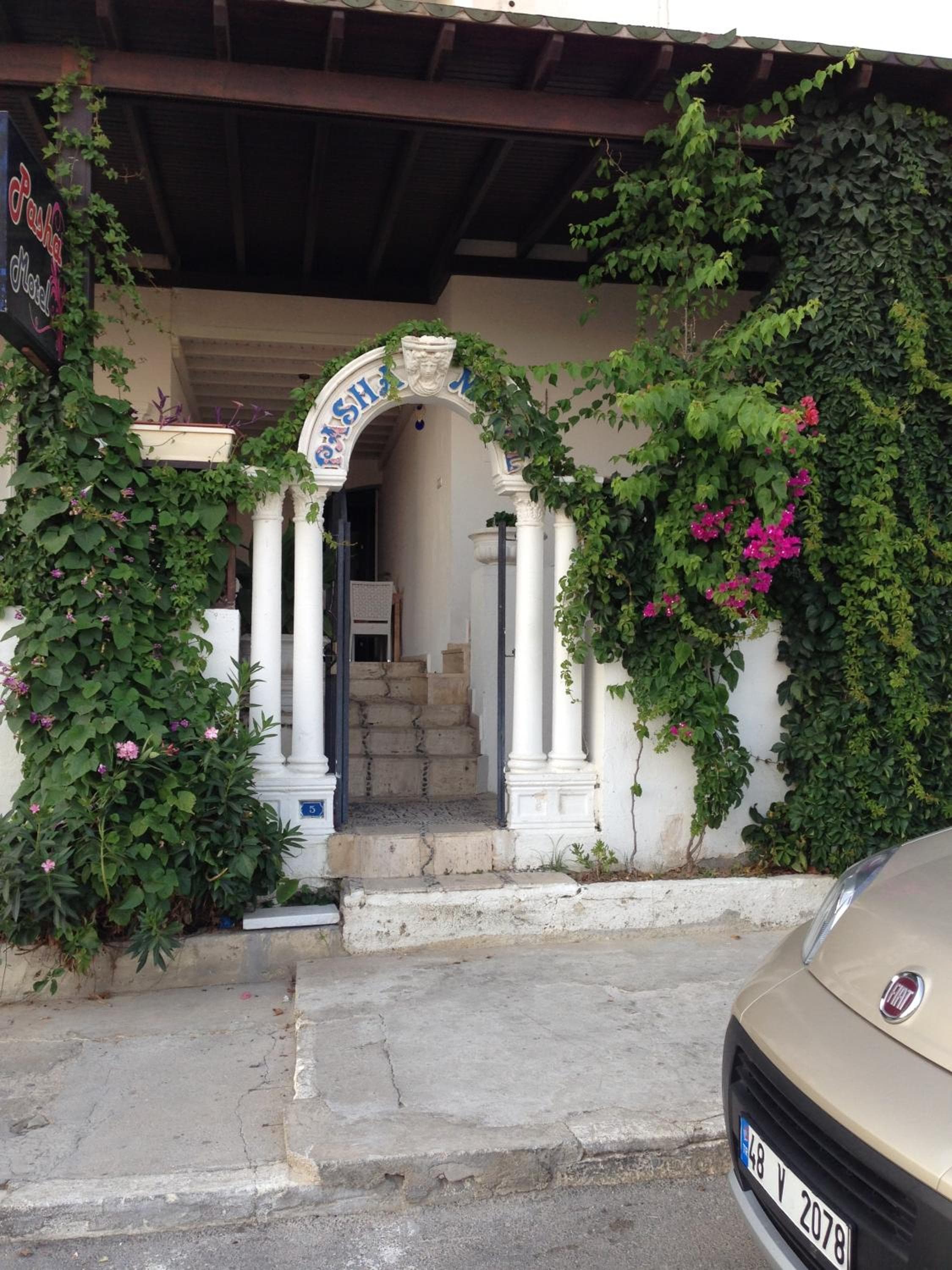 Pasha Motel