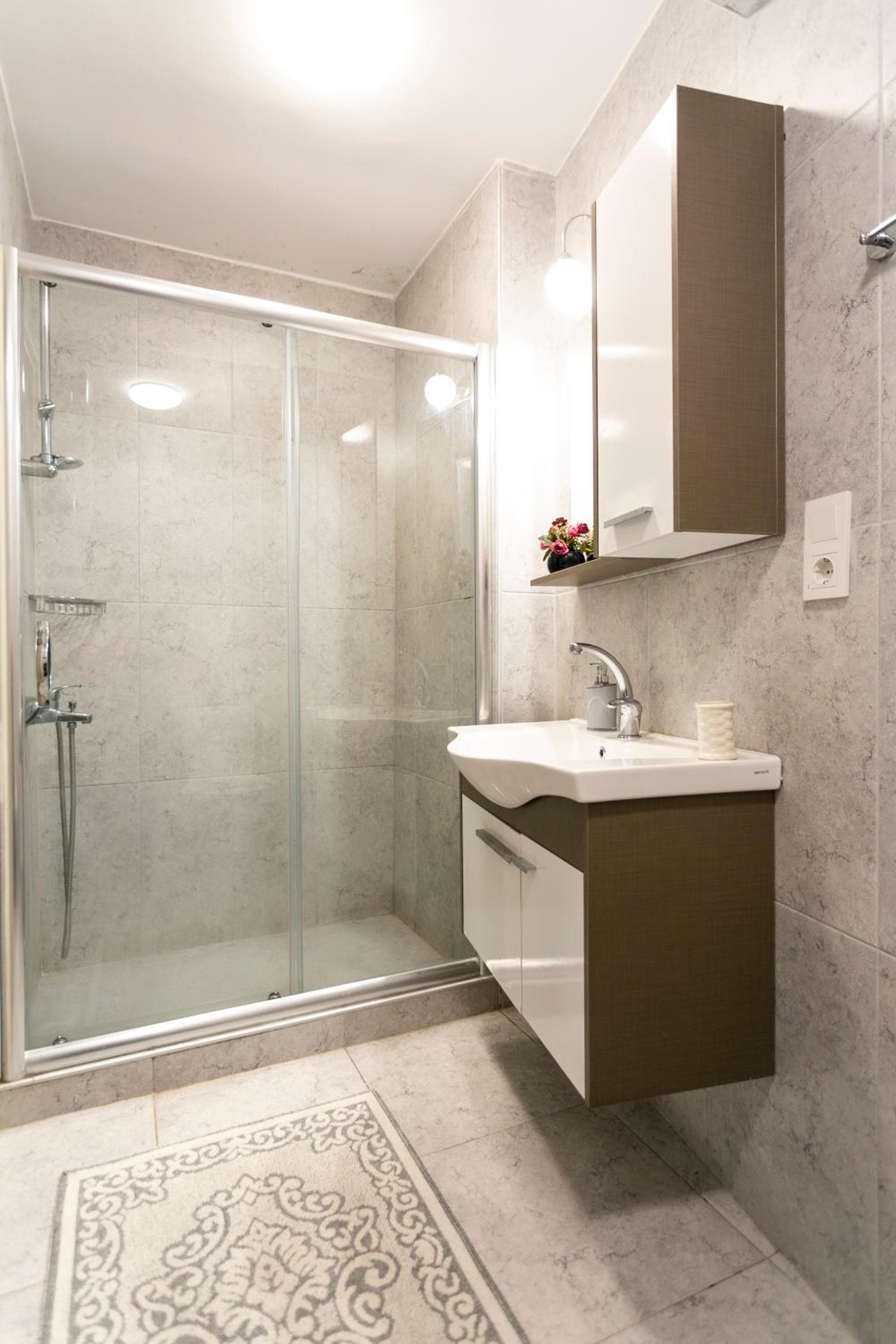 Sirena's Suites — photo 2