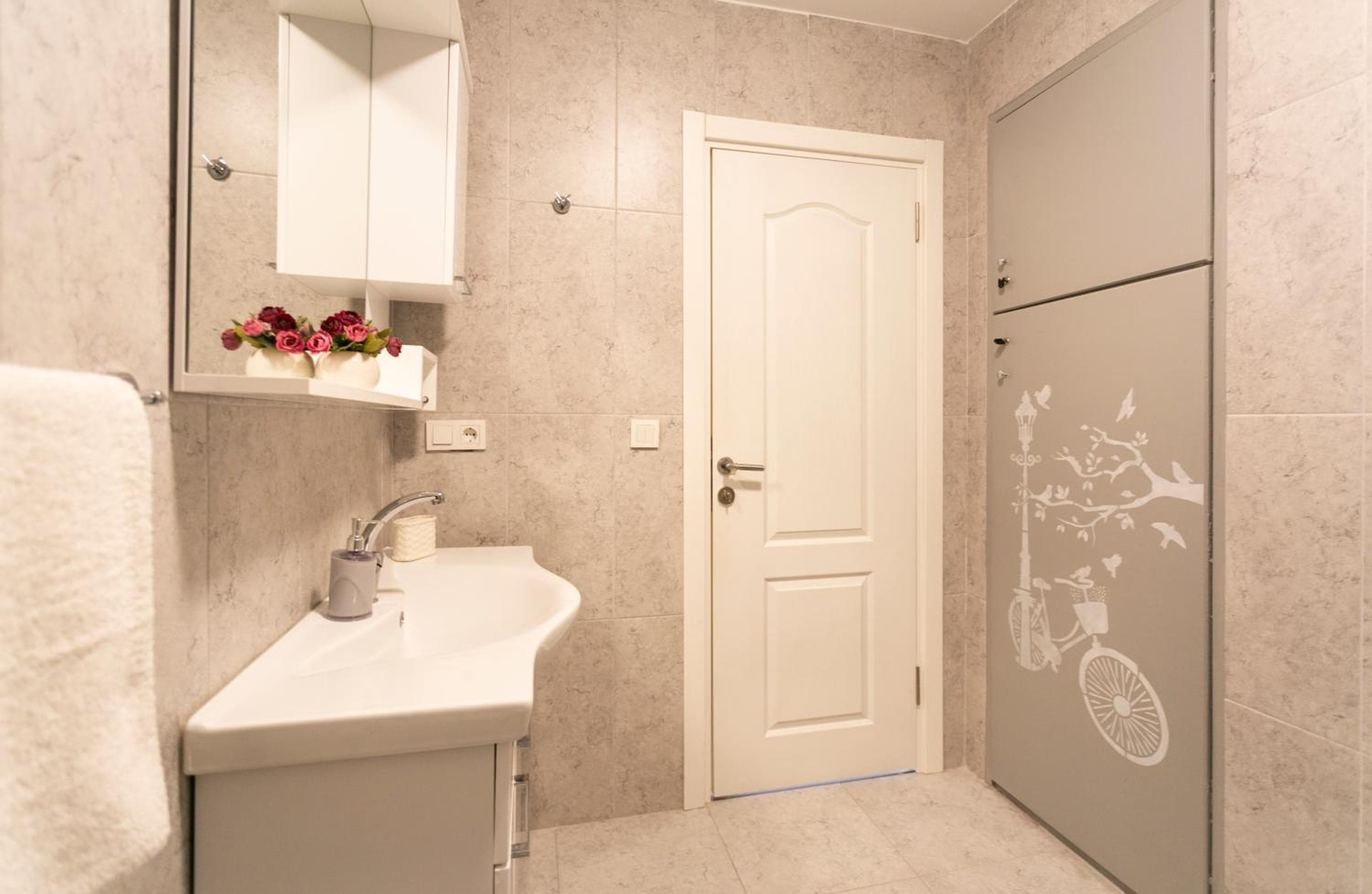 Sirena's Suites — photo 5