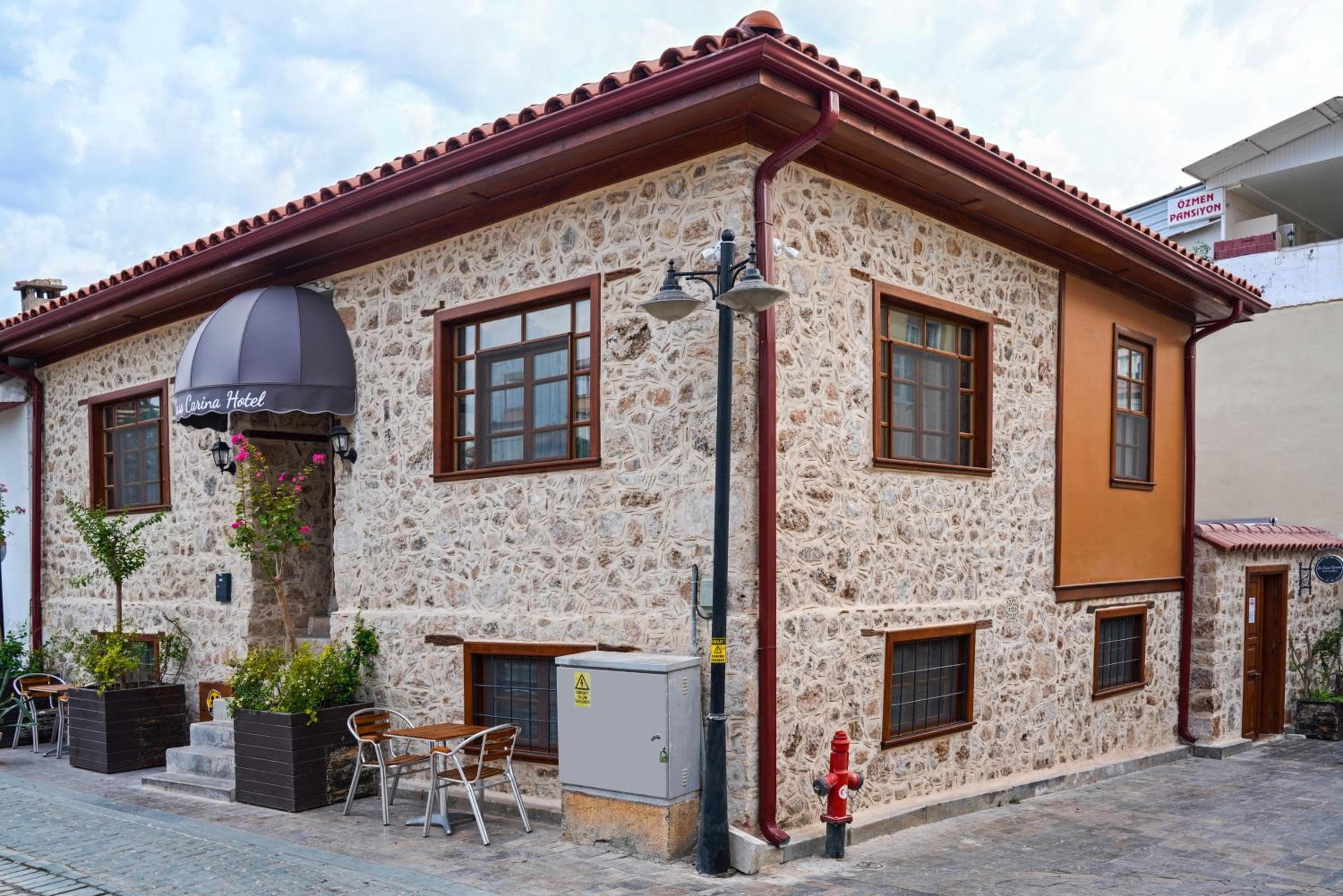 La Casa Carina