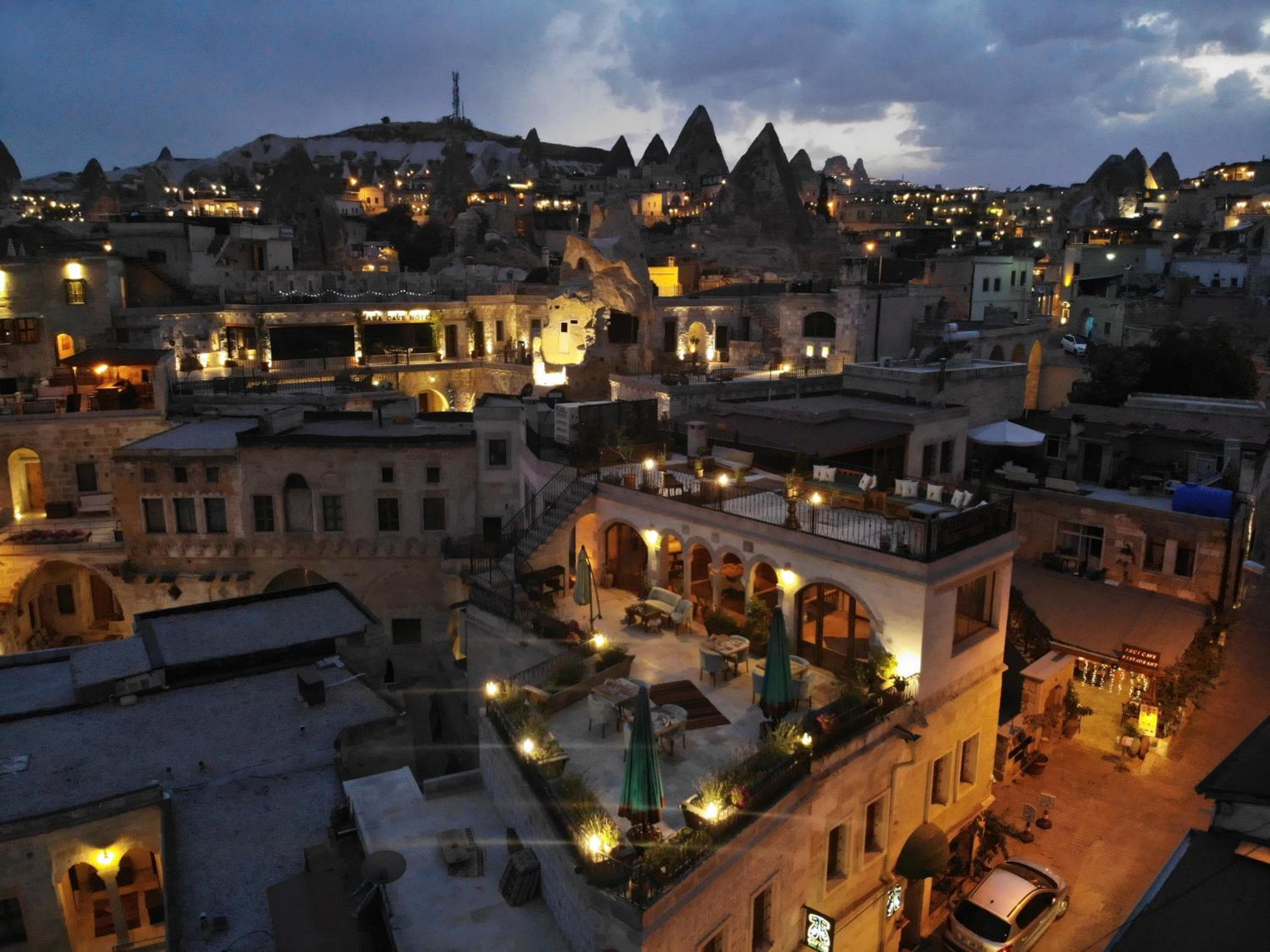 Caftan Cave Suites