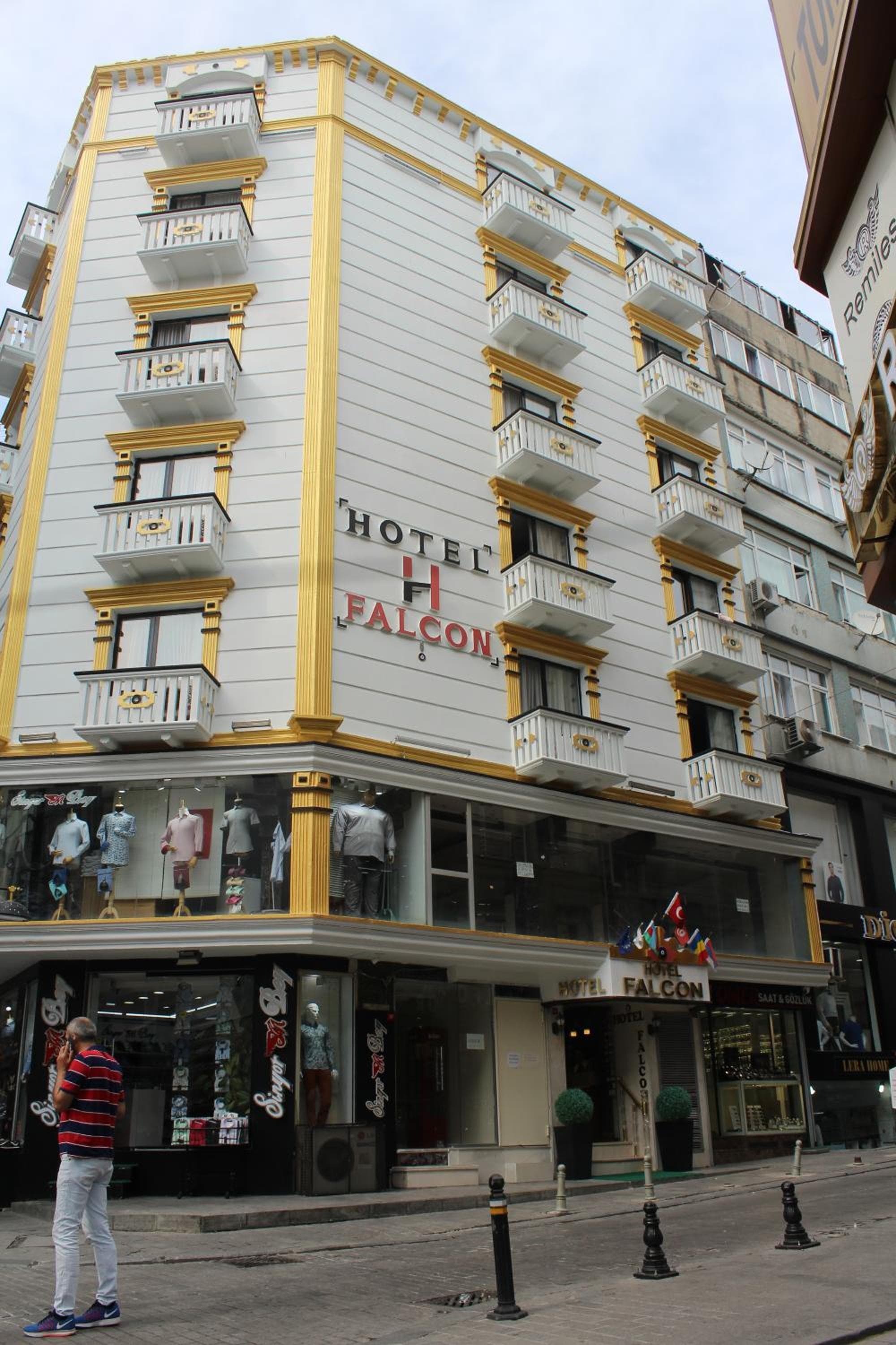 Hotel Falcon