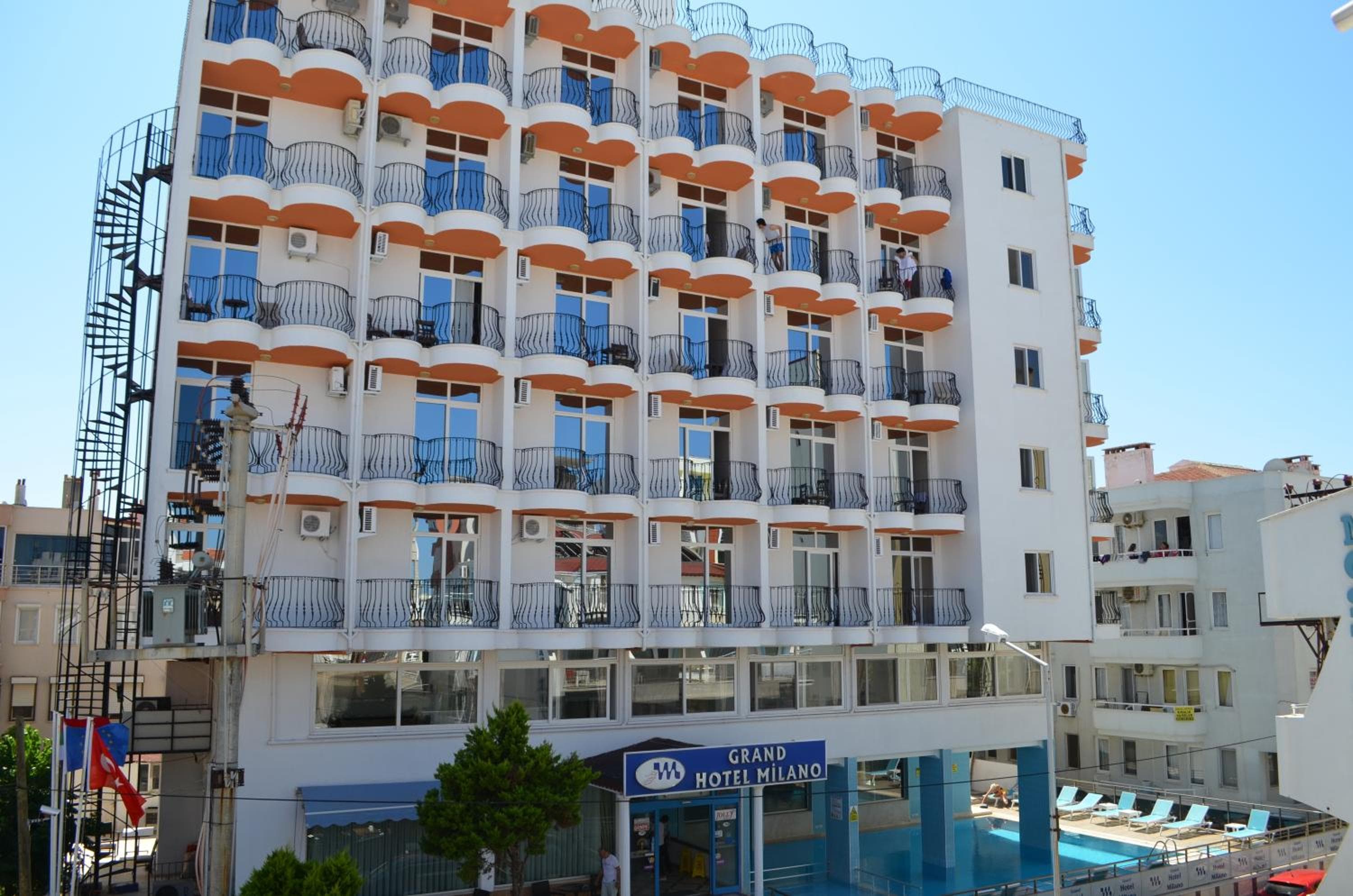Grand Milano Hotel