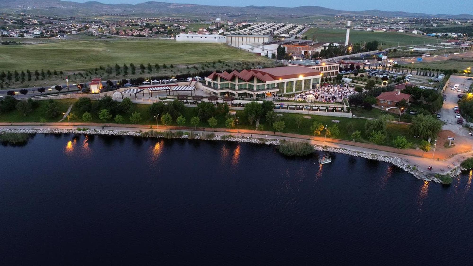 Kronos Hotel