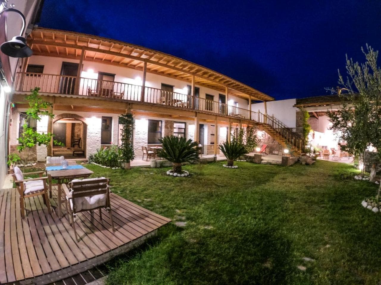 Attalos Suites Hotel