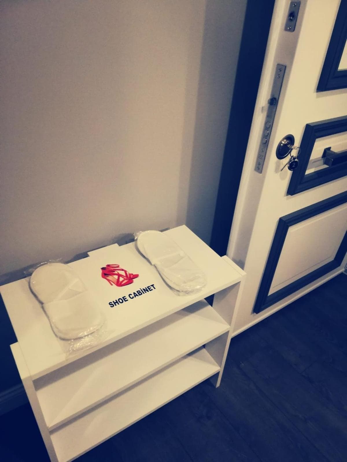 Little Palace Blue Apartment — photo 5