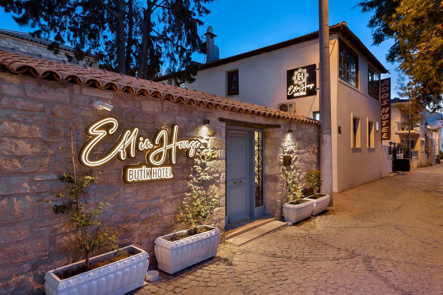 EFLIN HAUS Historical Place & Monument