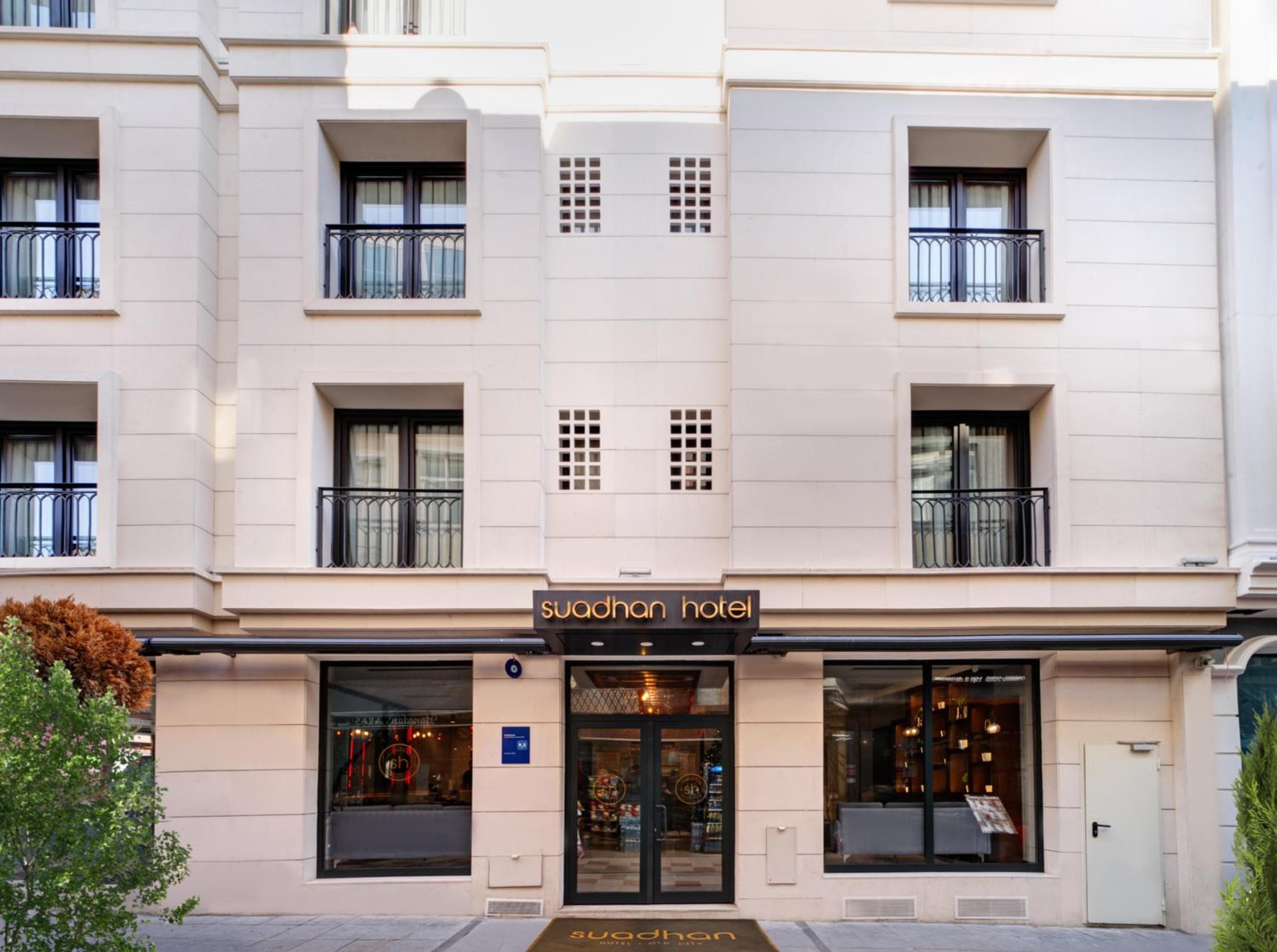 Suadhan Hotel