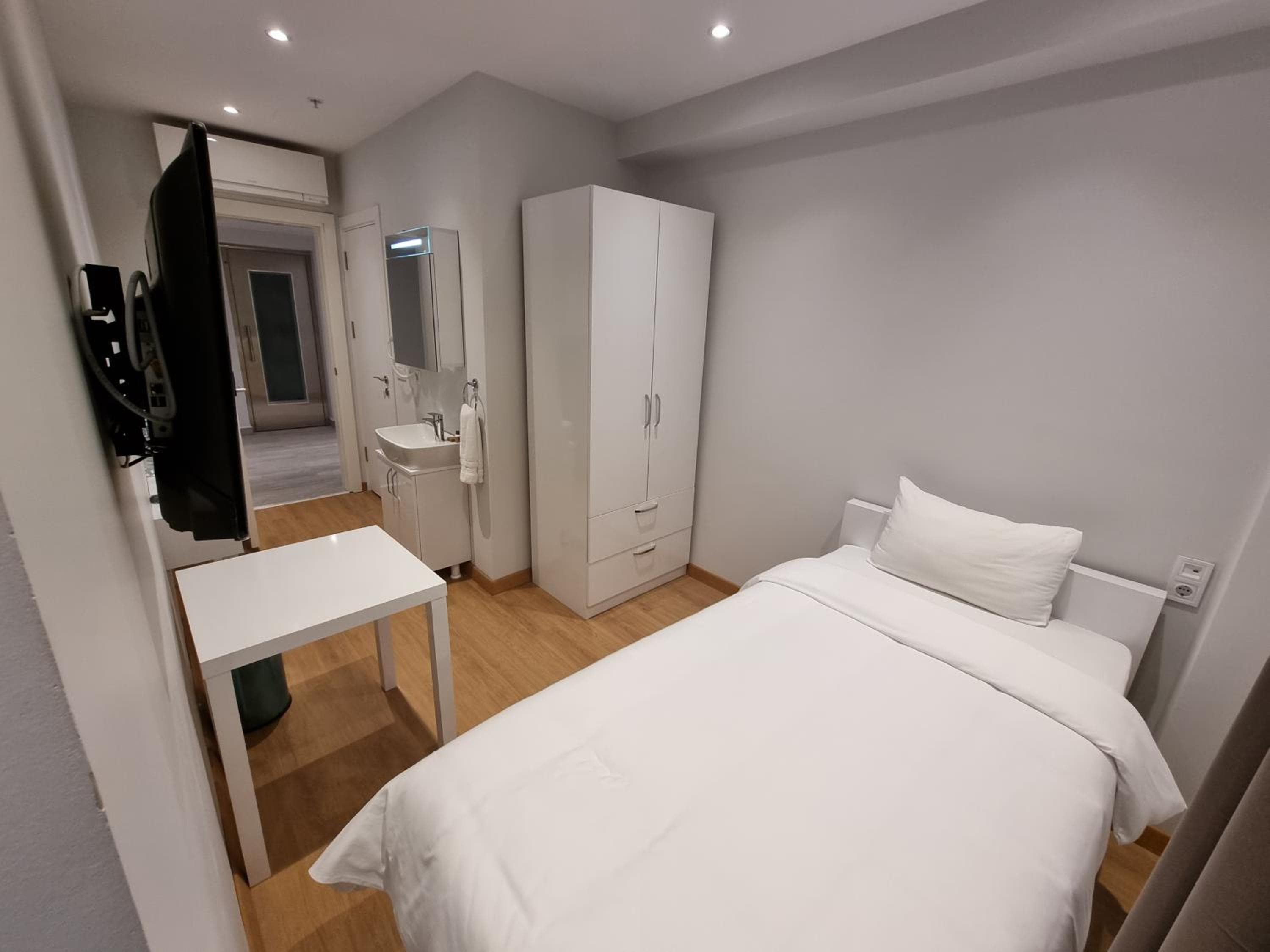 10m2 Hotel — photo 4