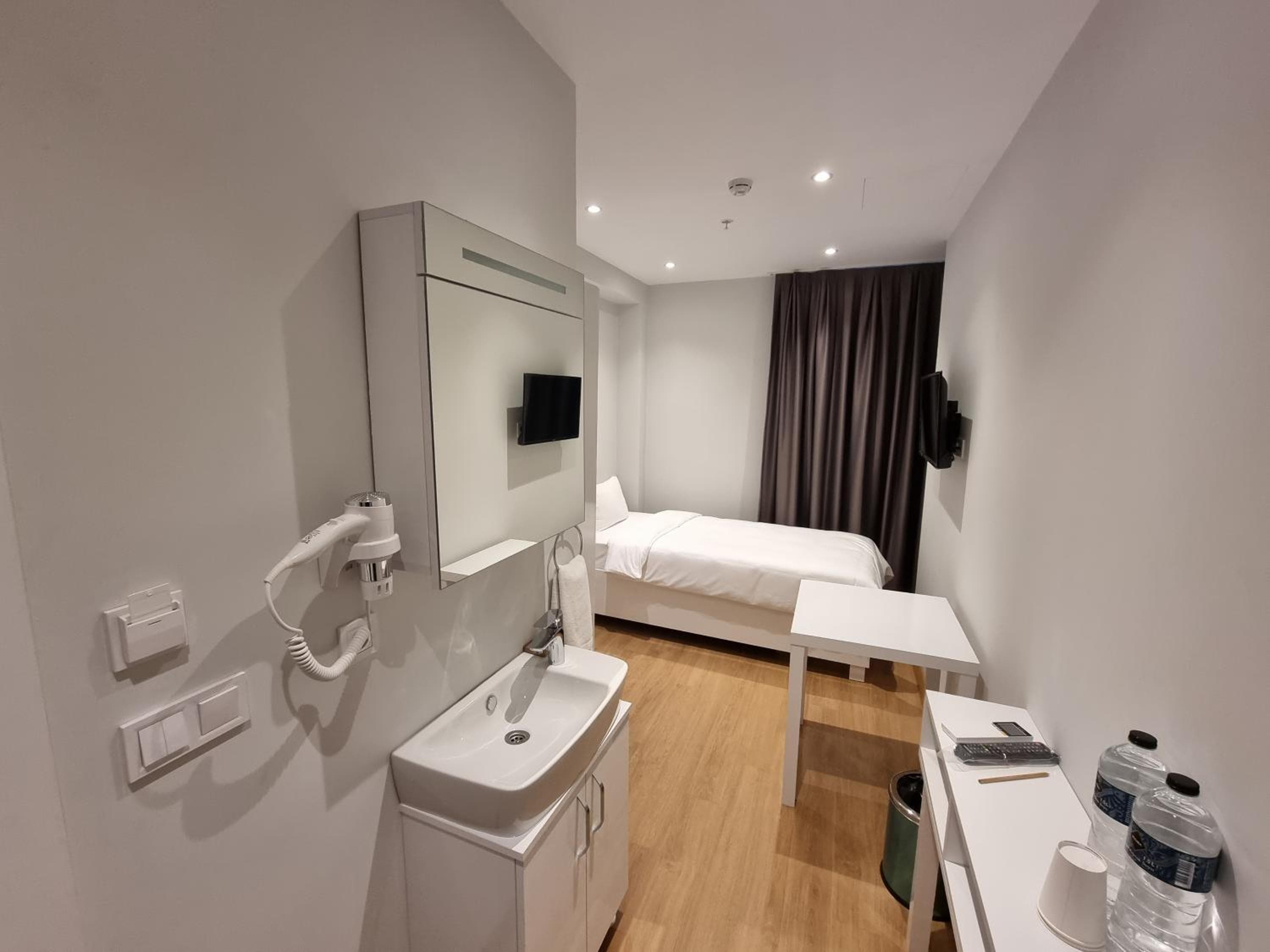 10m2 Hotel — photo 5