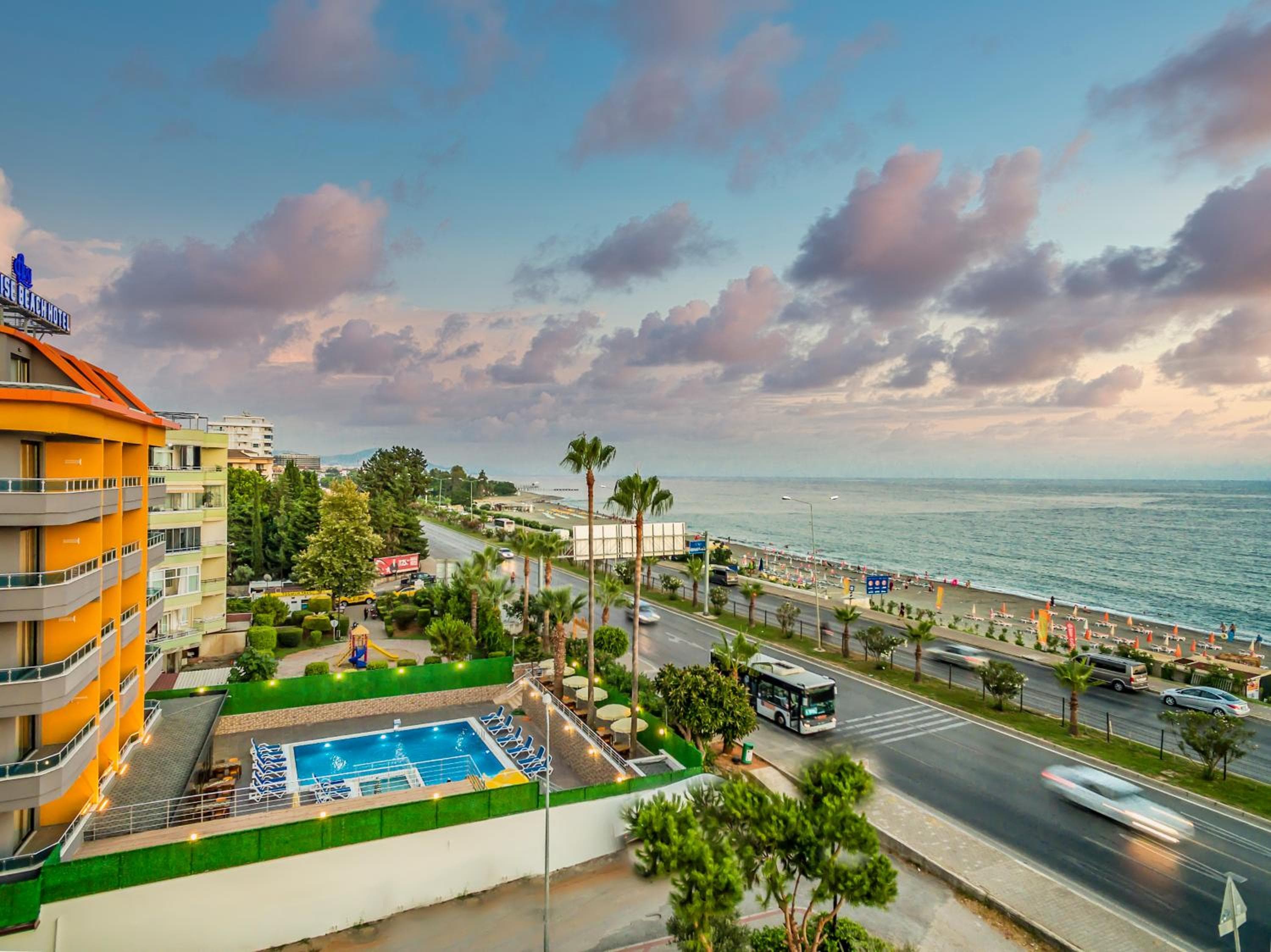 Arsi Paradise Beach Hotel
