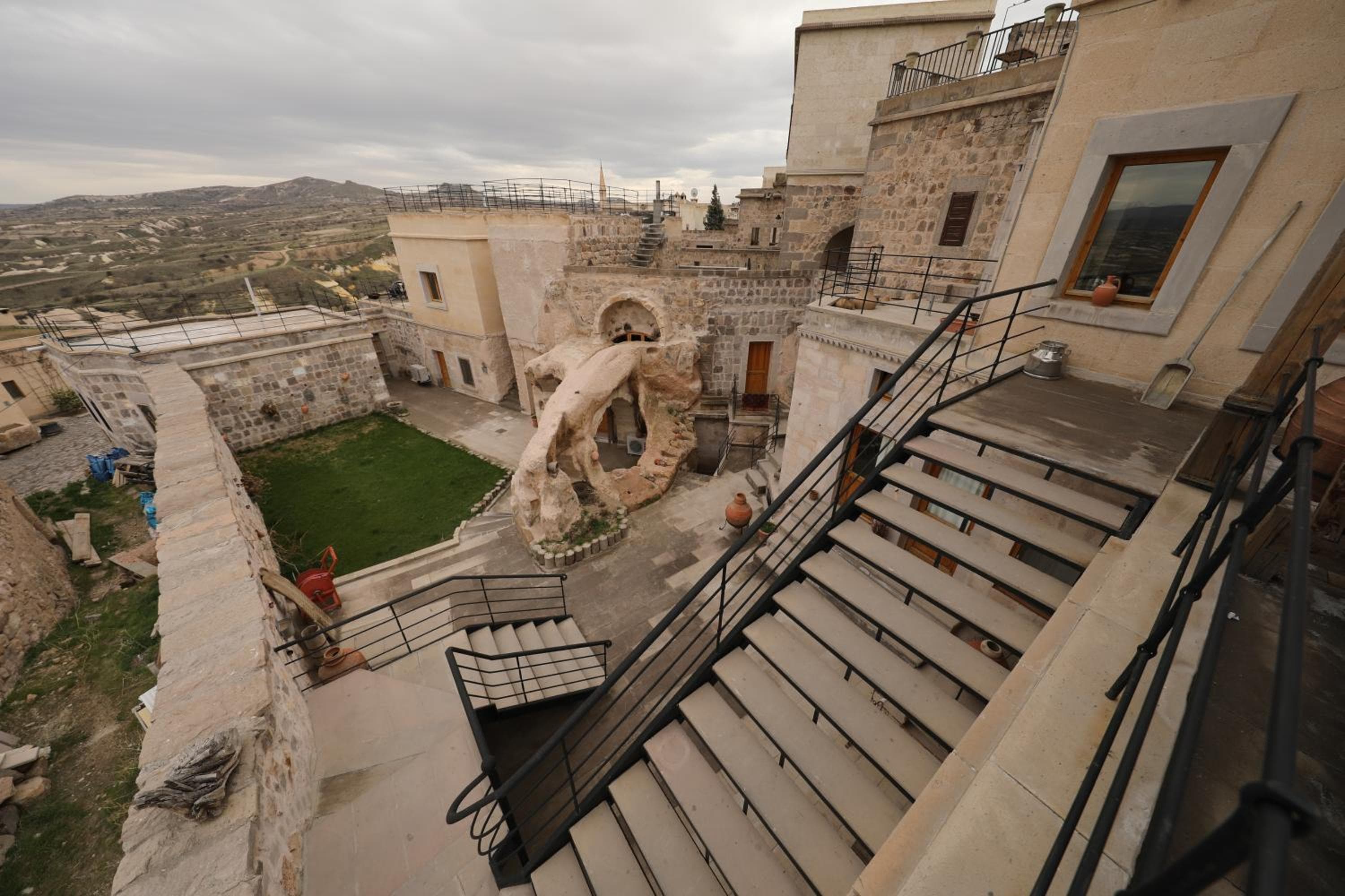 Helike Cave Suites