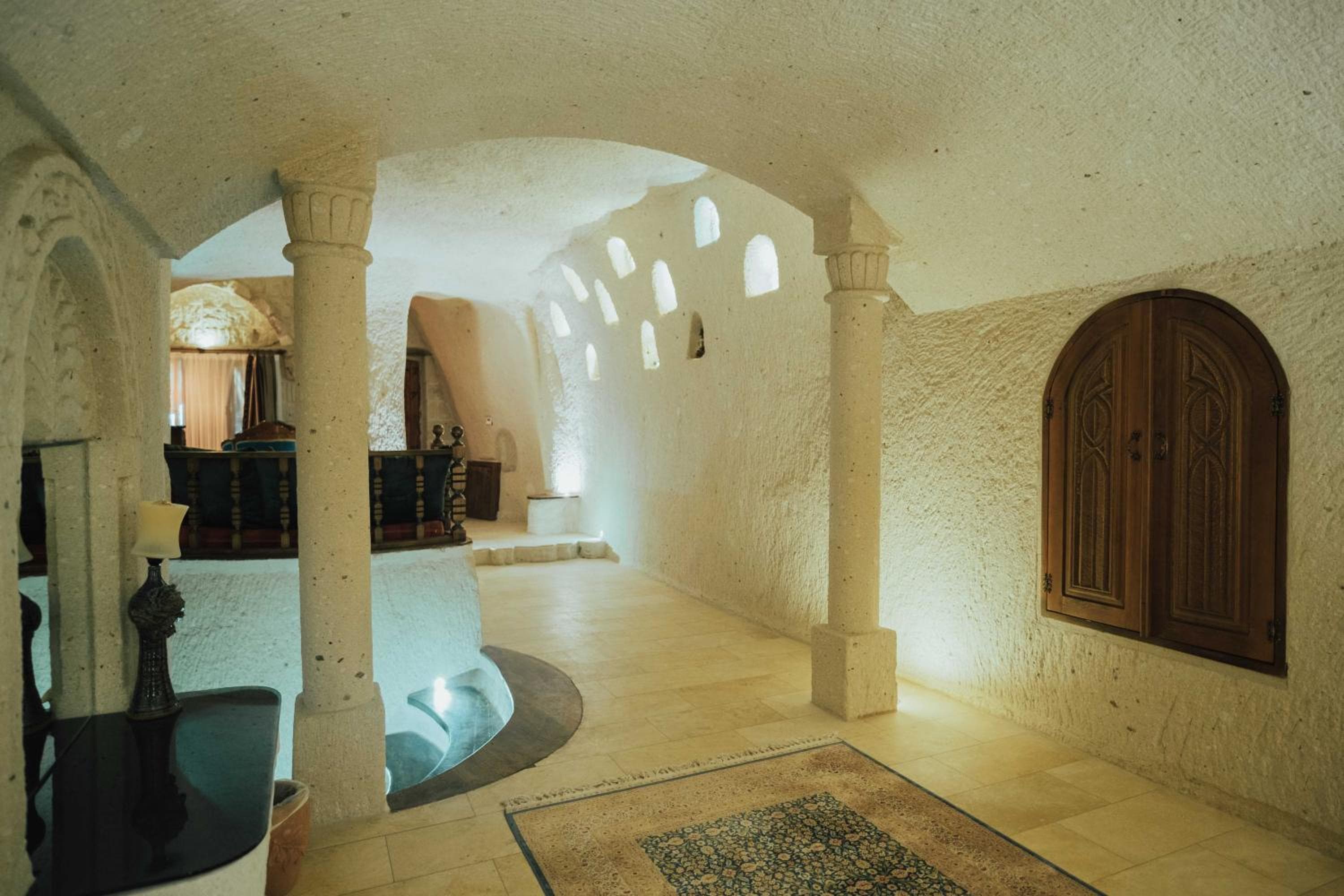 Hu of Cappadocia - Special Class