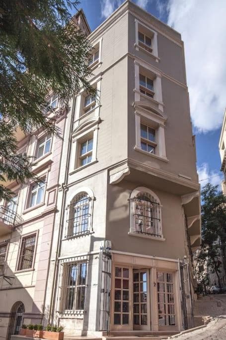 Baylo Suites — photo 3