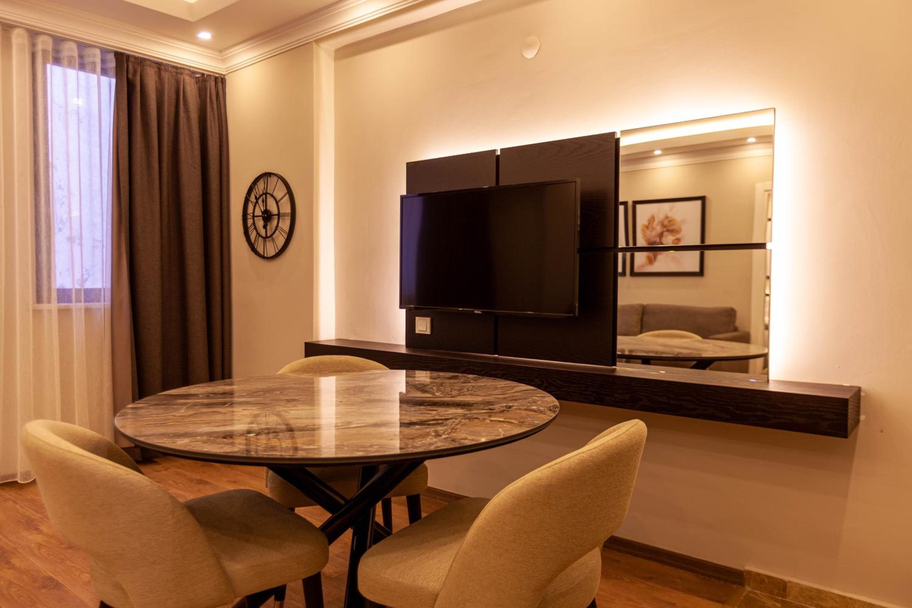 Lilium Luxure Suites Taksim — photo 5