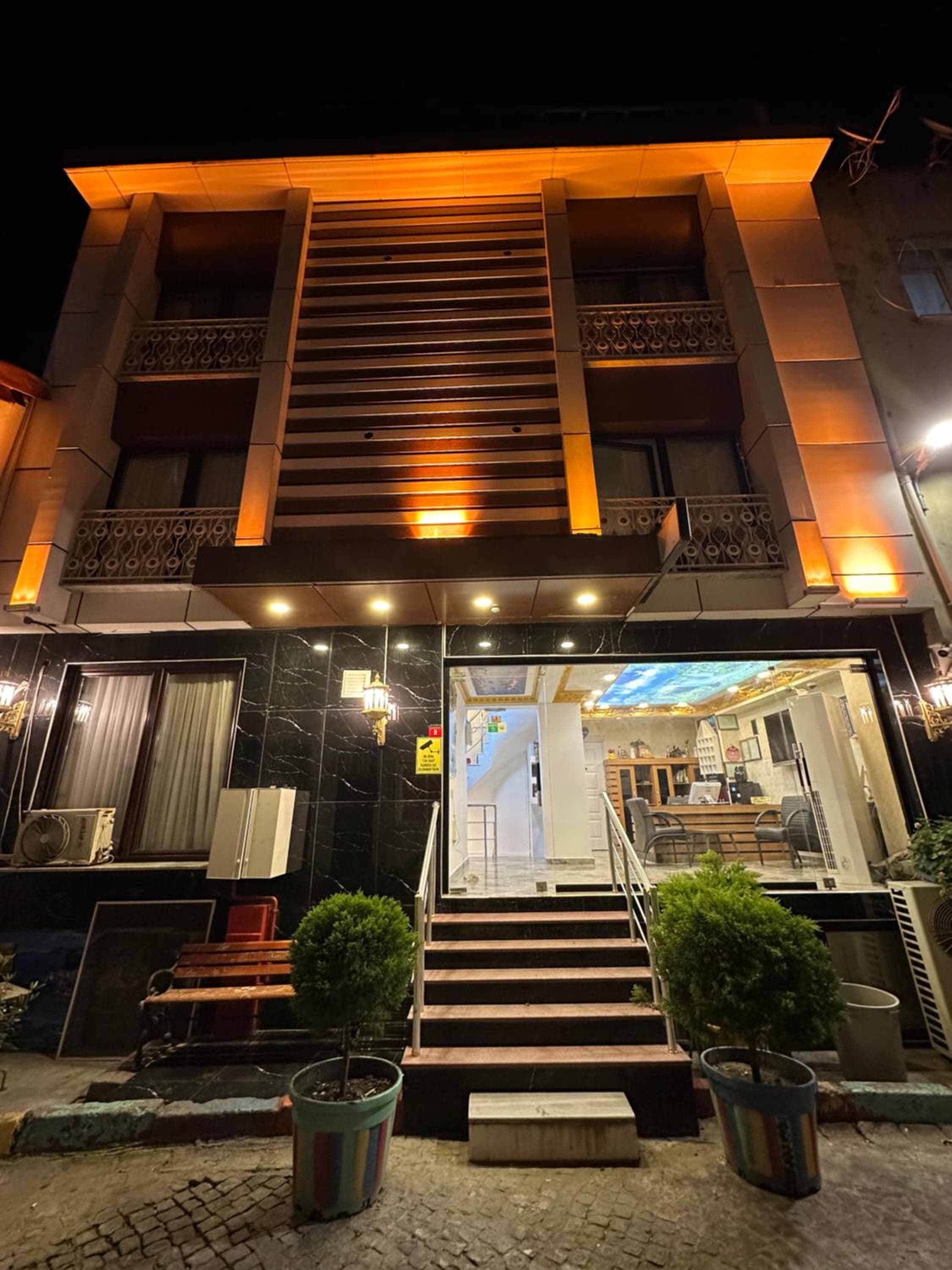 IMMORTELLE HOTEL lord sophiha
