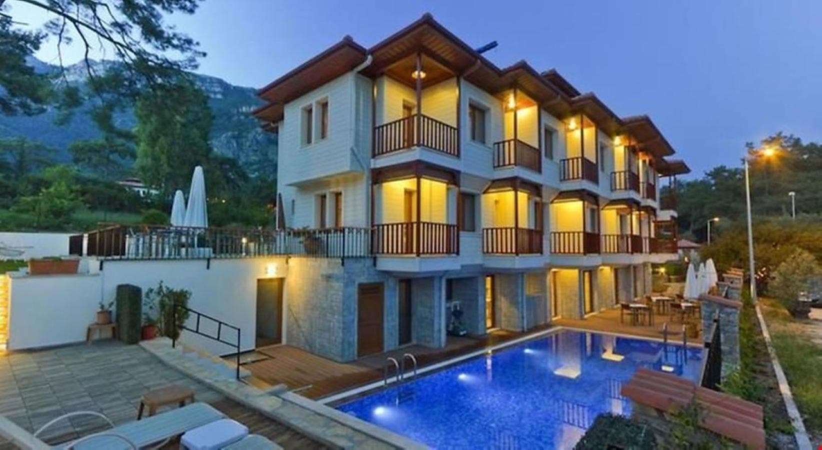 SUMMER OTEL