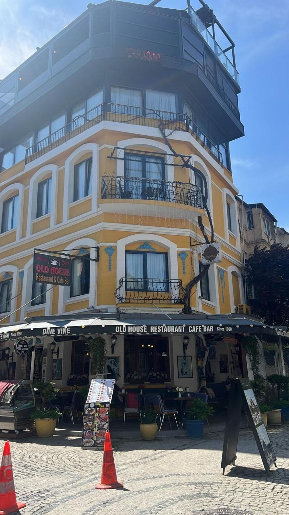Seven Dreams Hotel