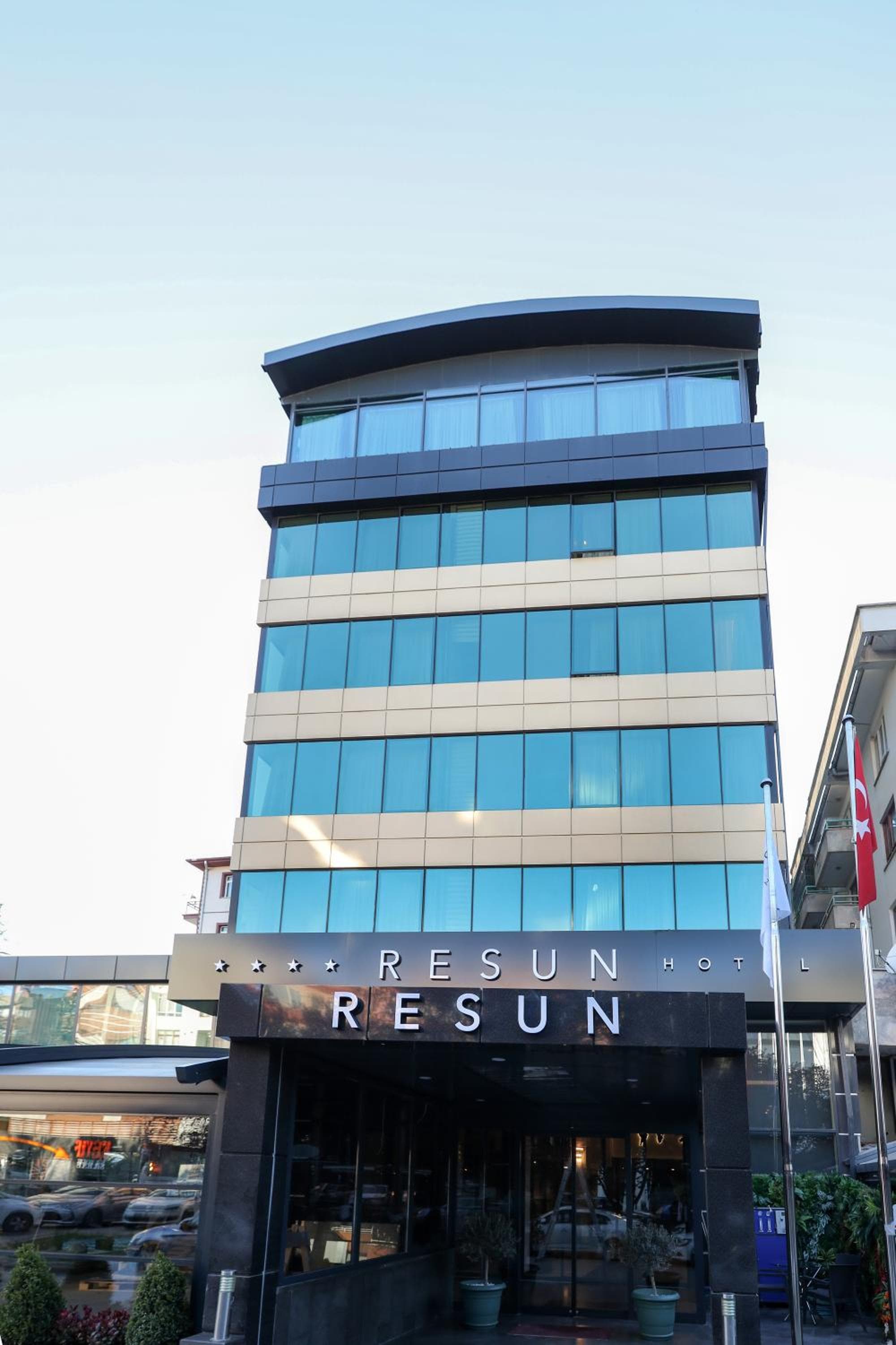 Resun Hotel