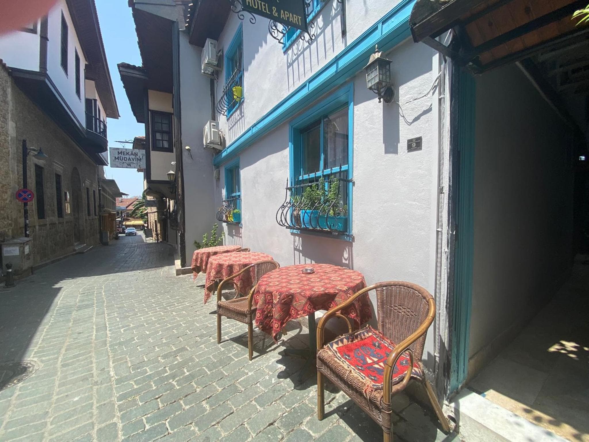 Camel Hotel & Apart