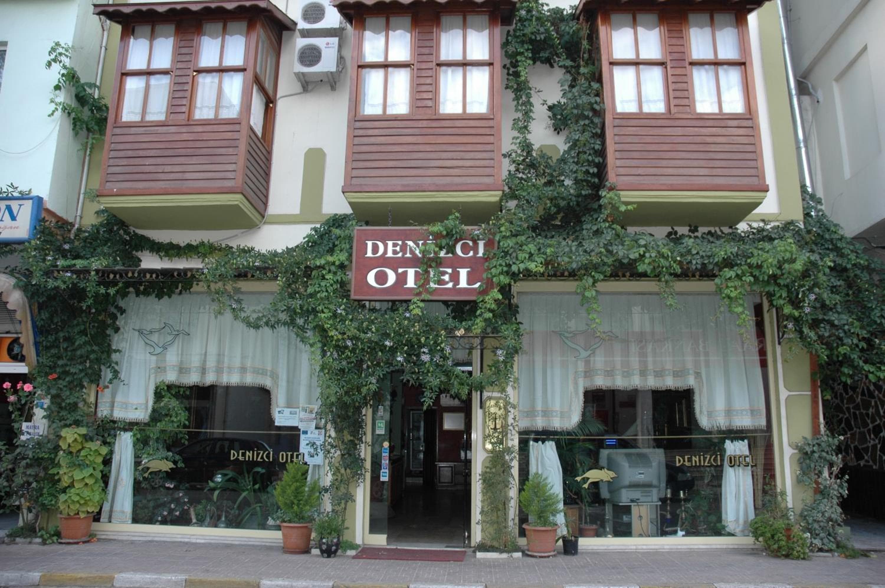 Denizci Hotel