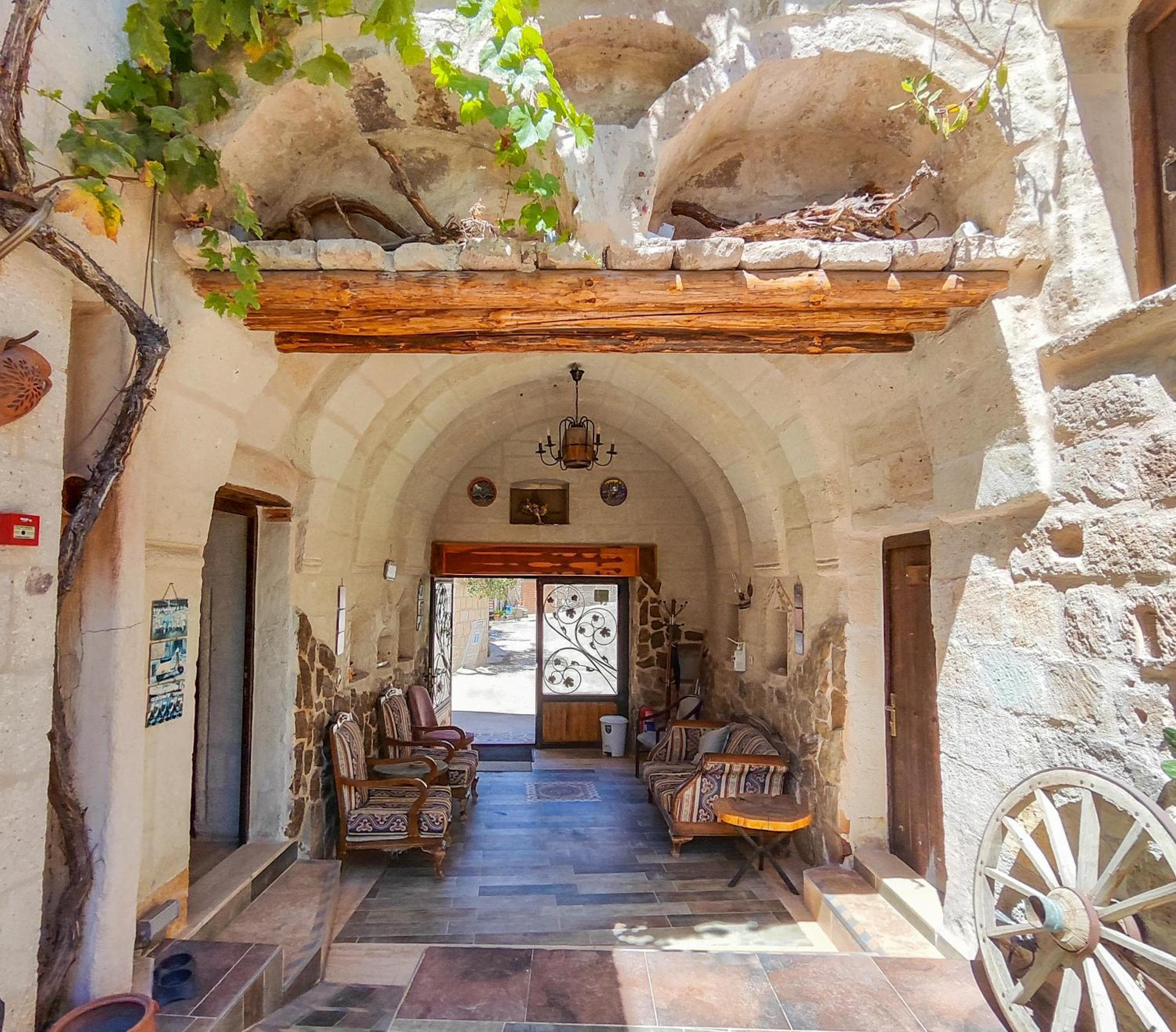 Vintage Cave House Hotel