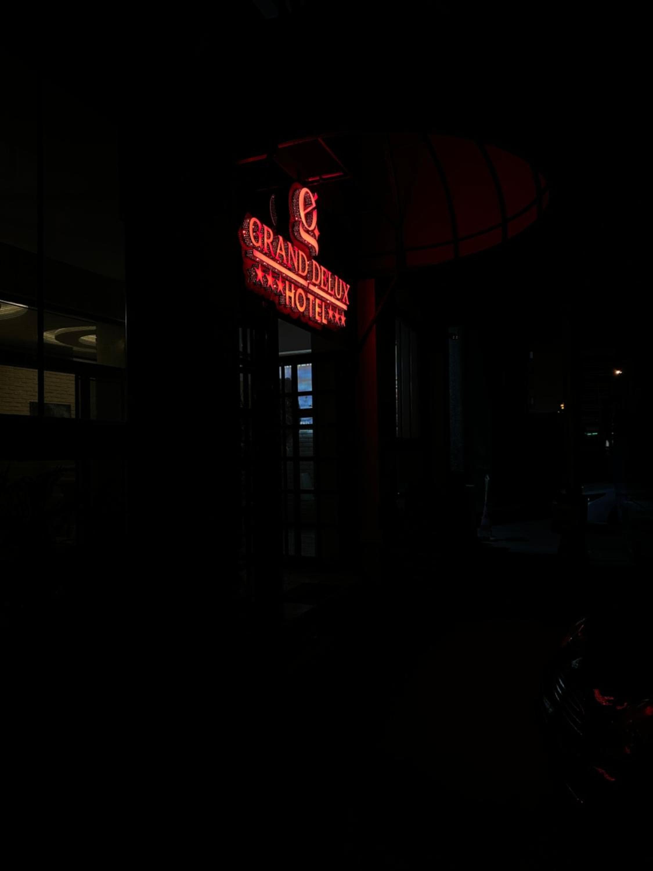 GRAND DELUX HOTEL
