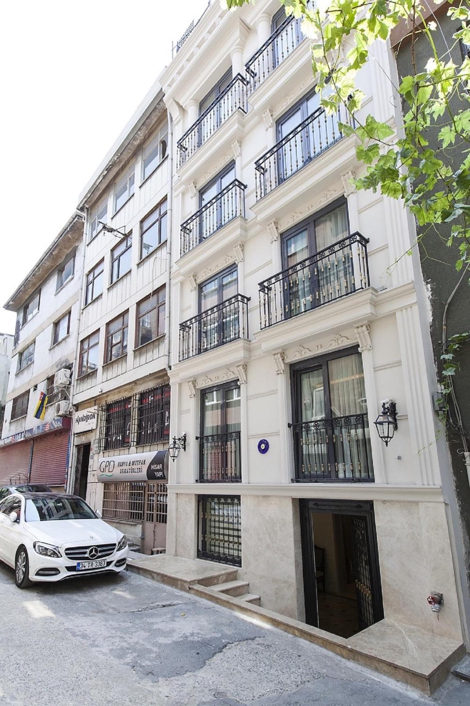 Perla Galata Hotel