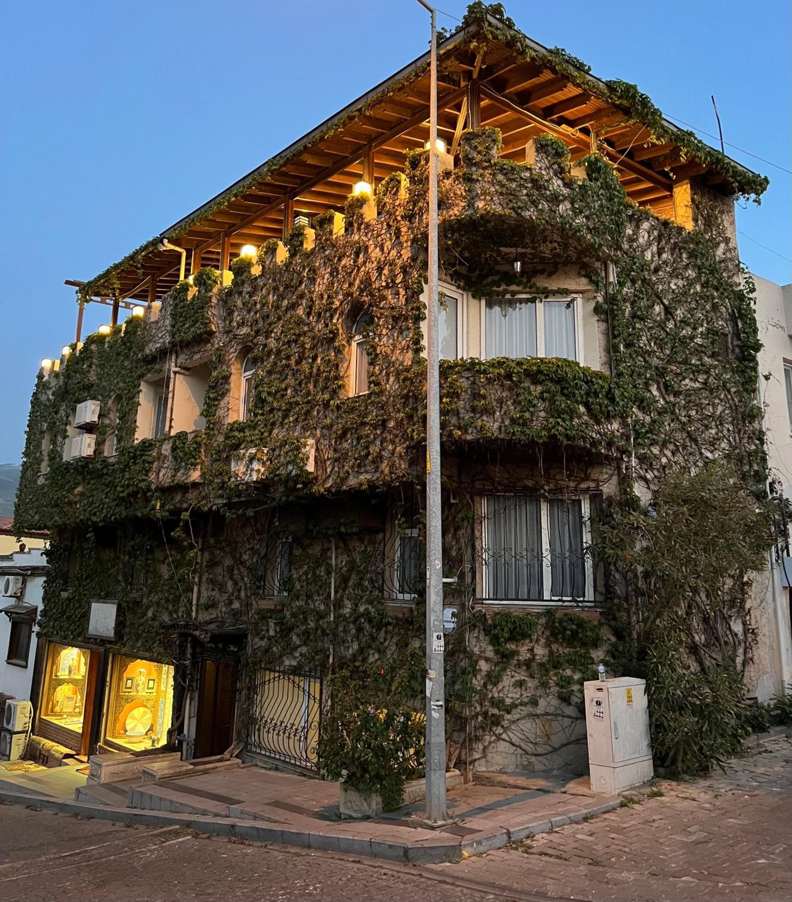 Hotel Bella
