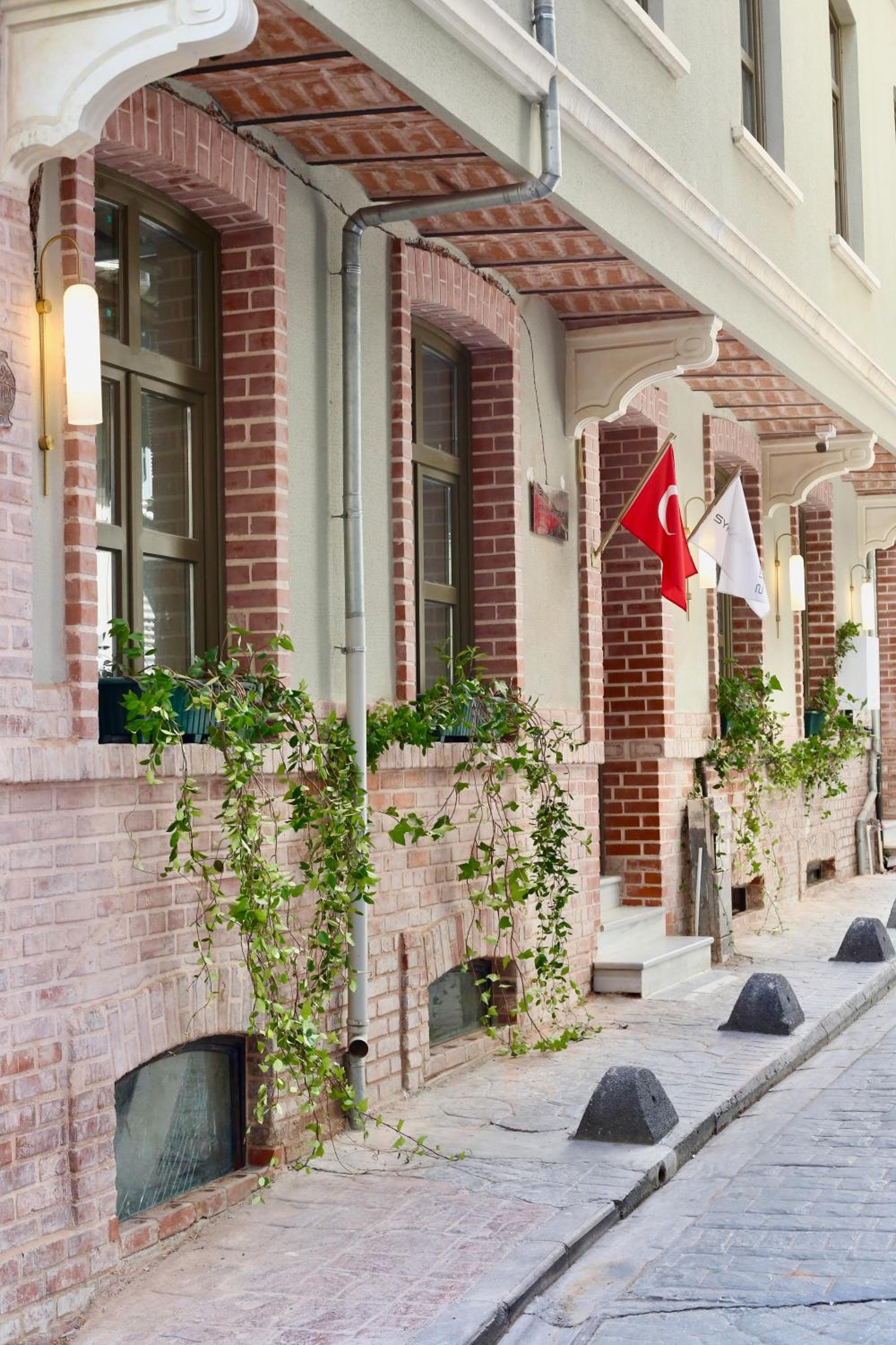 SYKAI HOTELS PERA