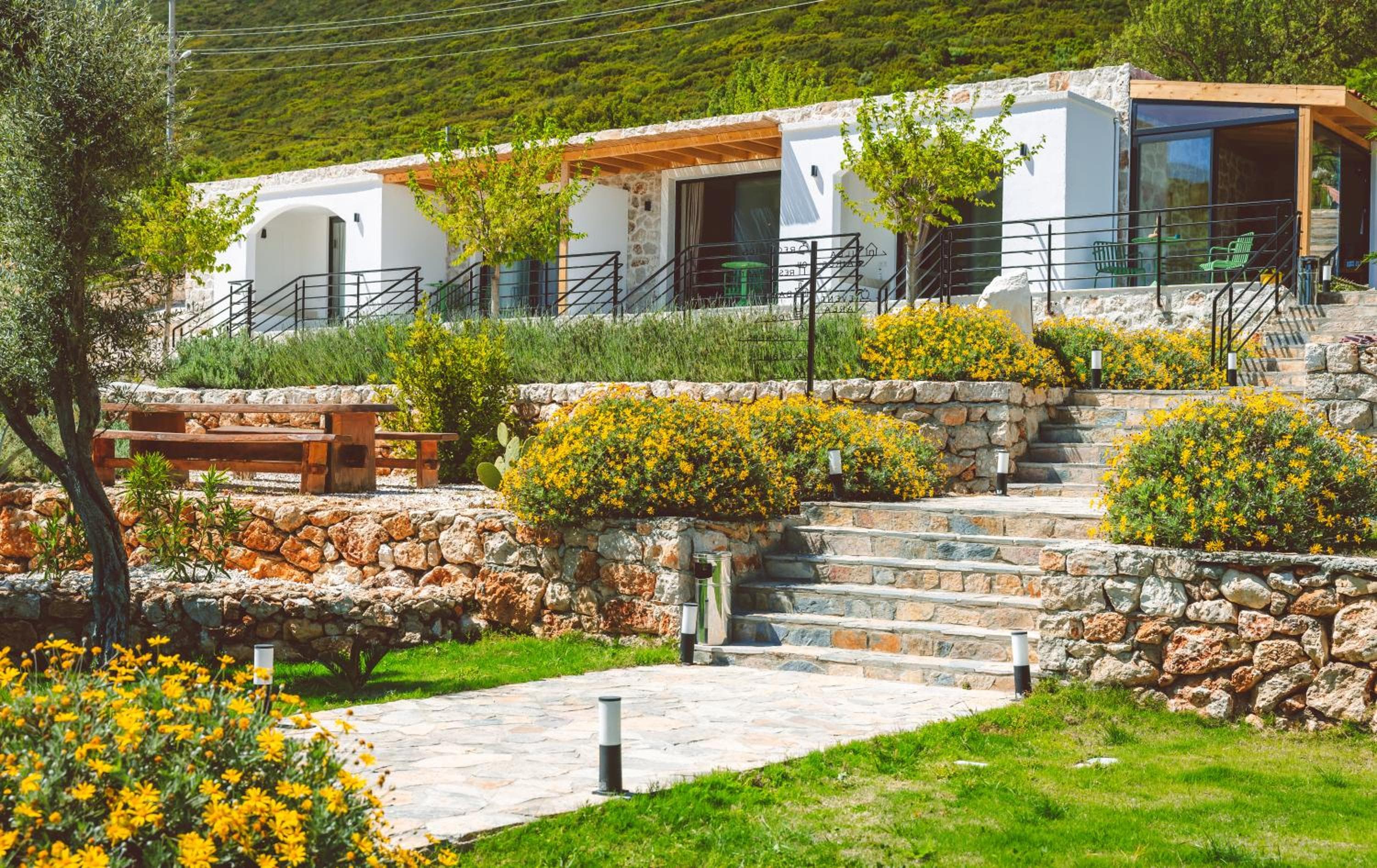 Kairos Hotel