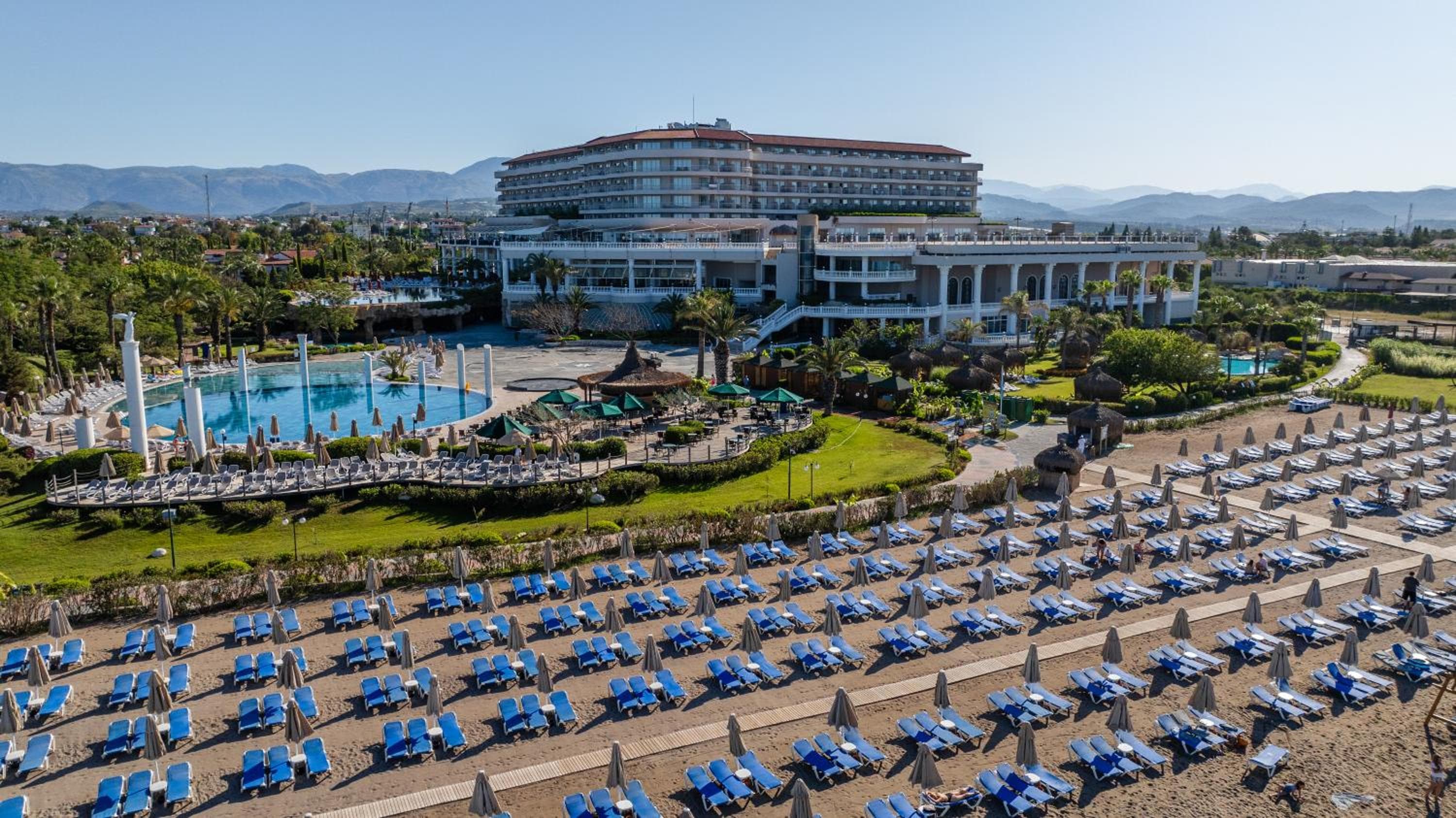 Starlight Resort Hotel