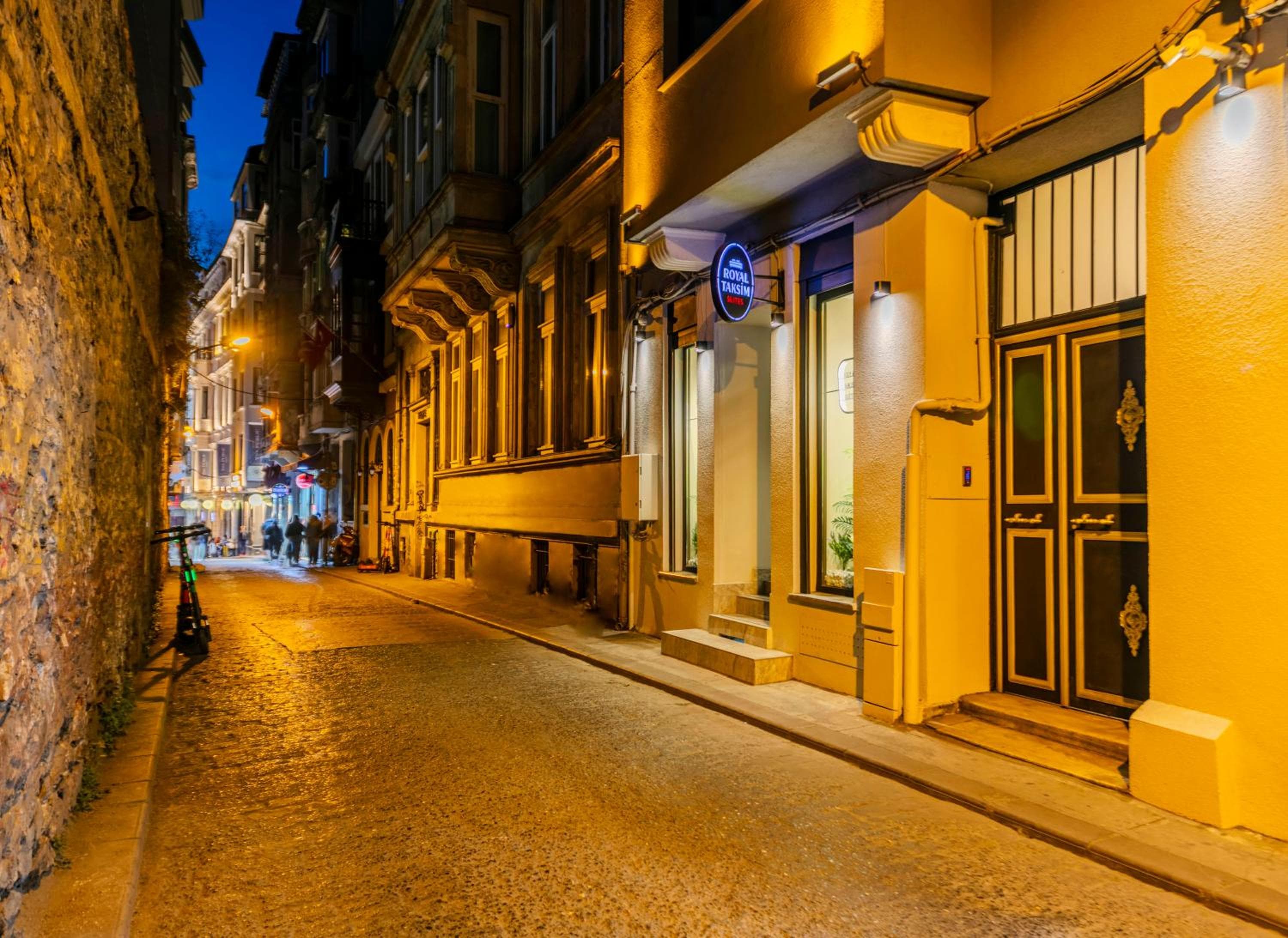 ROYAL TAKSIM SUITES