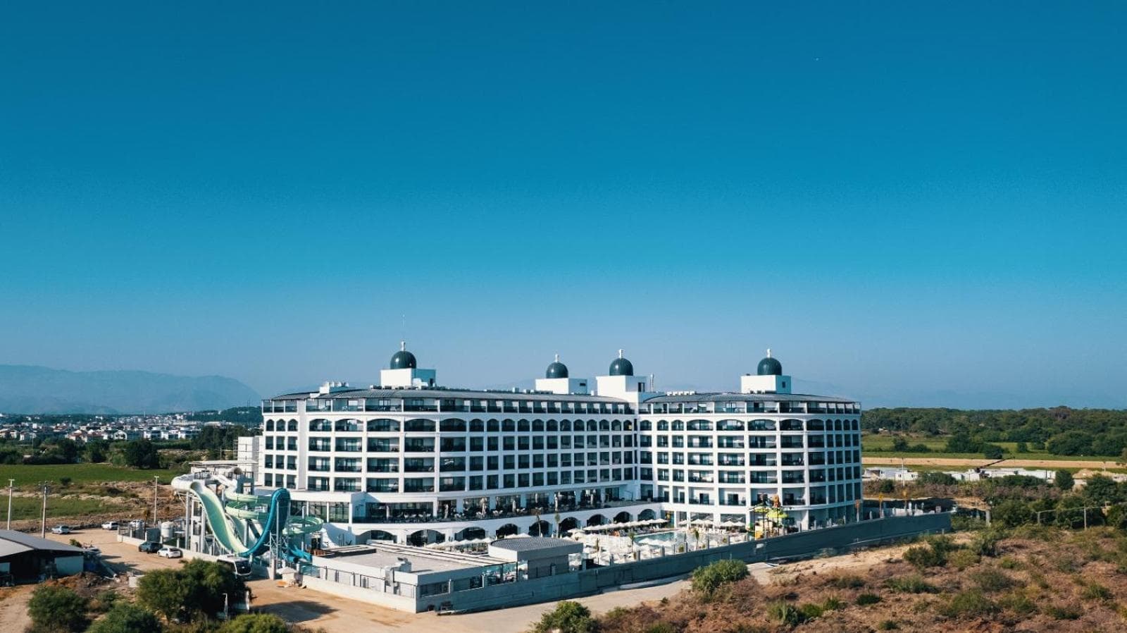 Side Moon Palace Hotel