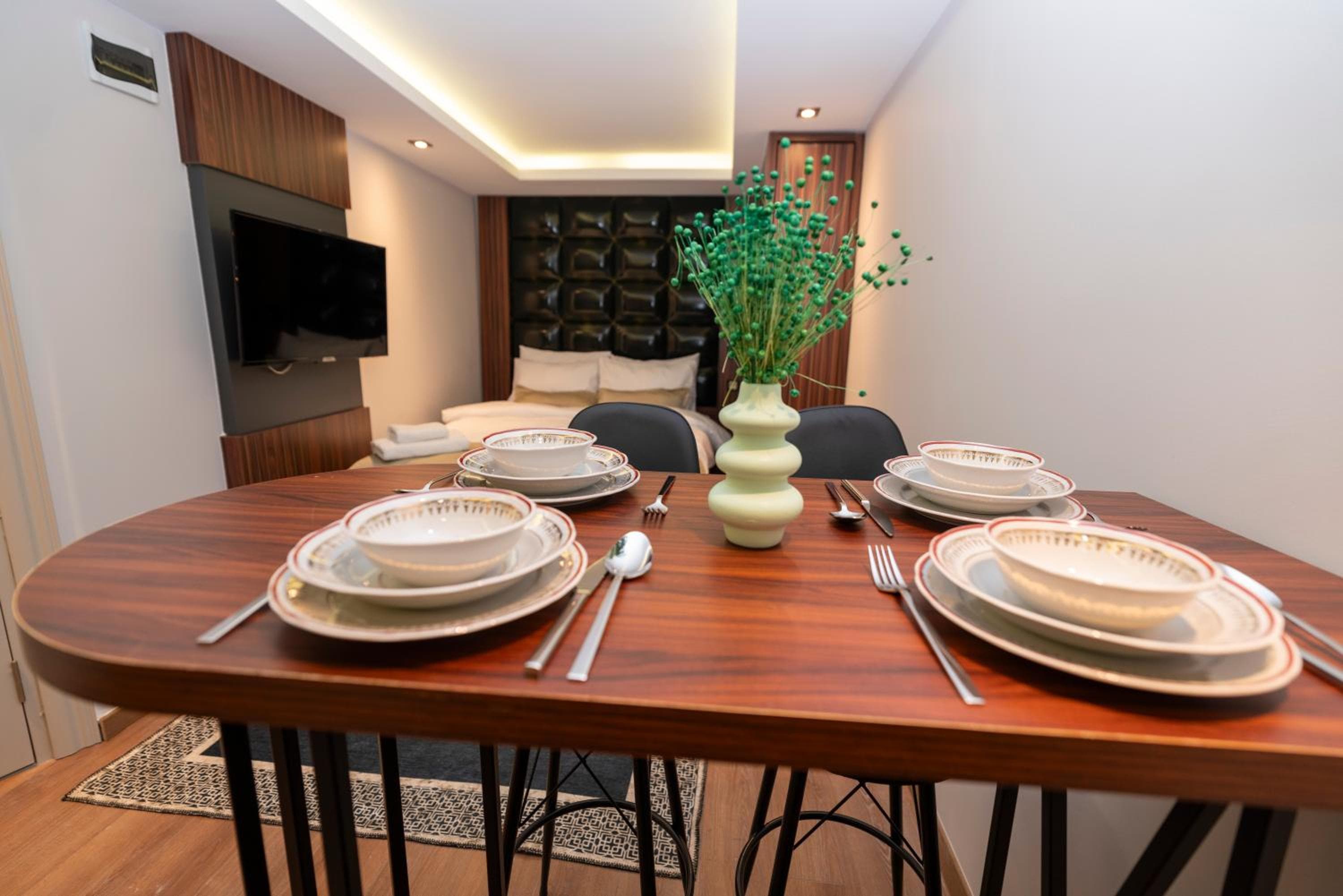 THE MUA LUXURY HOMEs — photo 2
