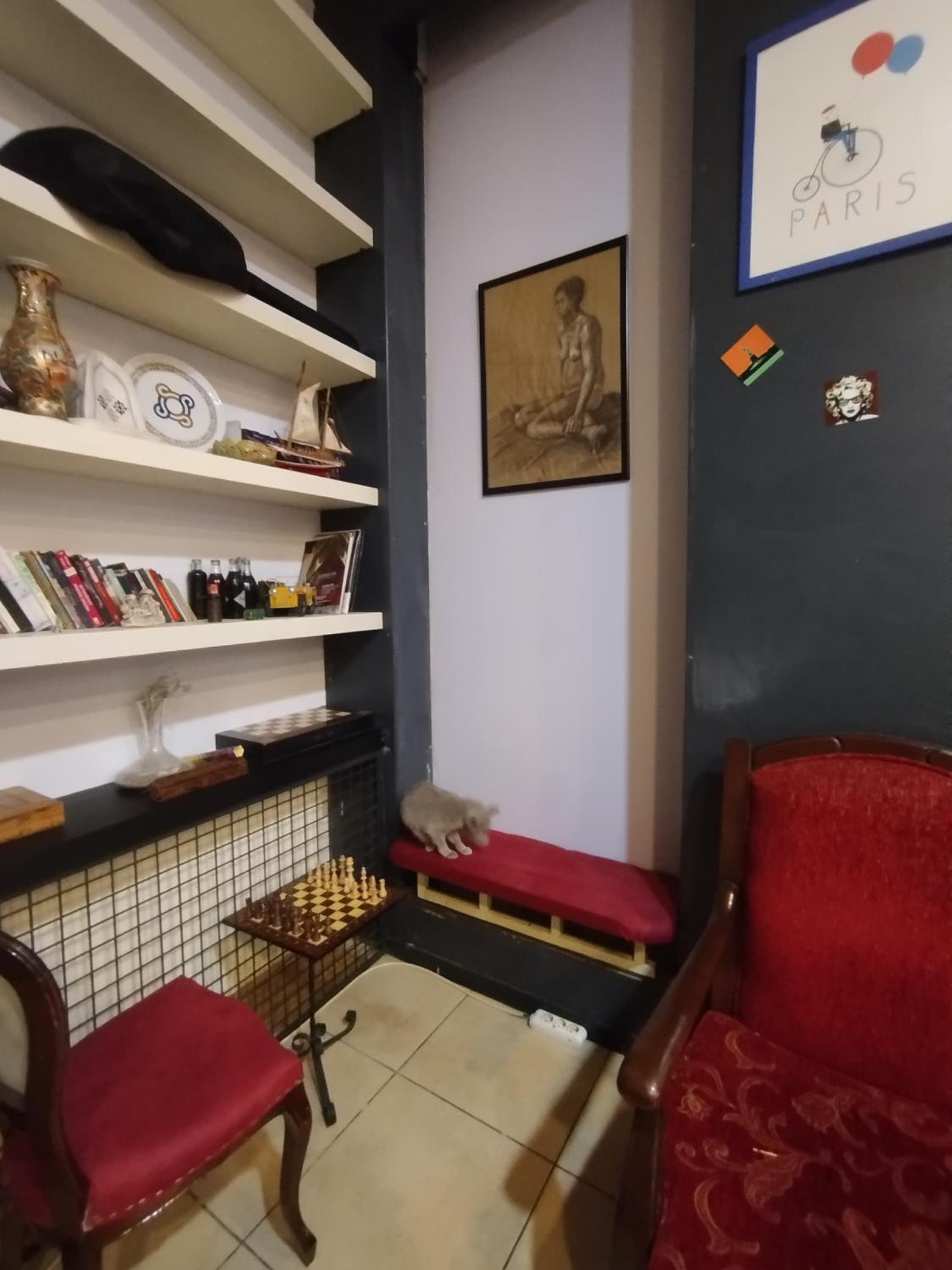 ivy hostel cafe — photo 2