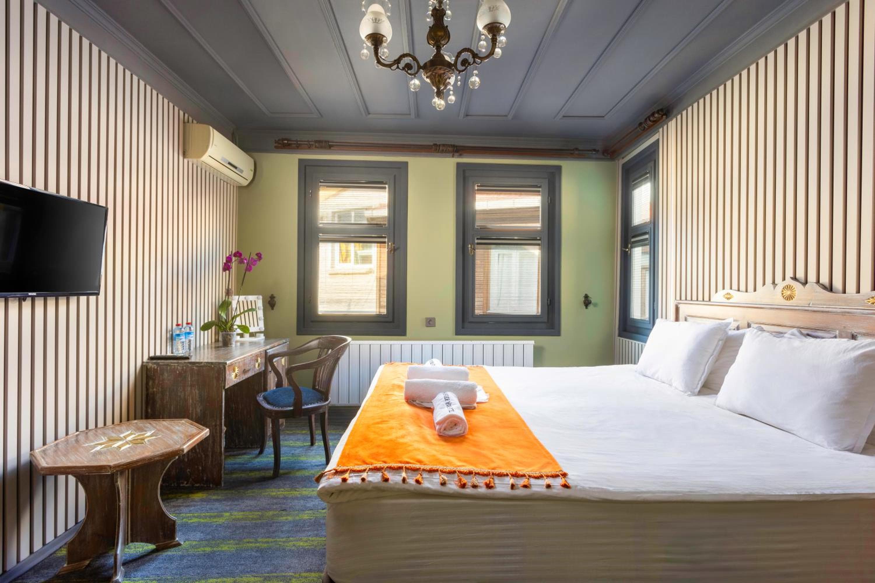Wonder Wood Hotel — photo 4