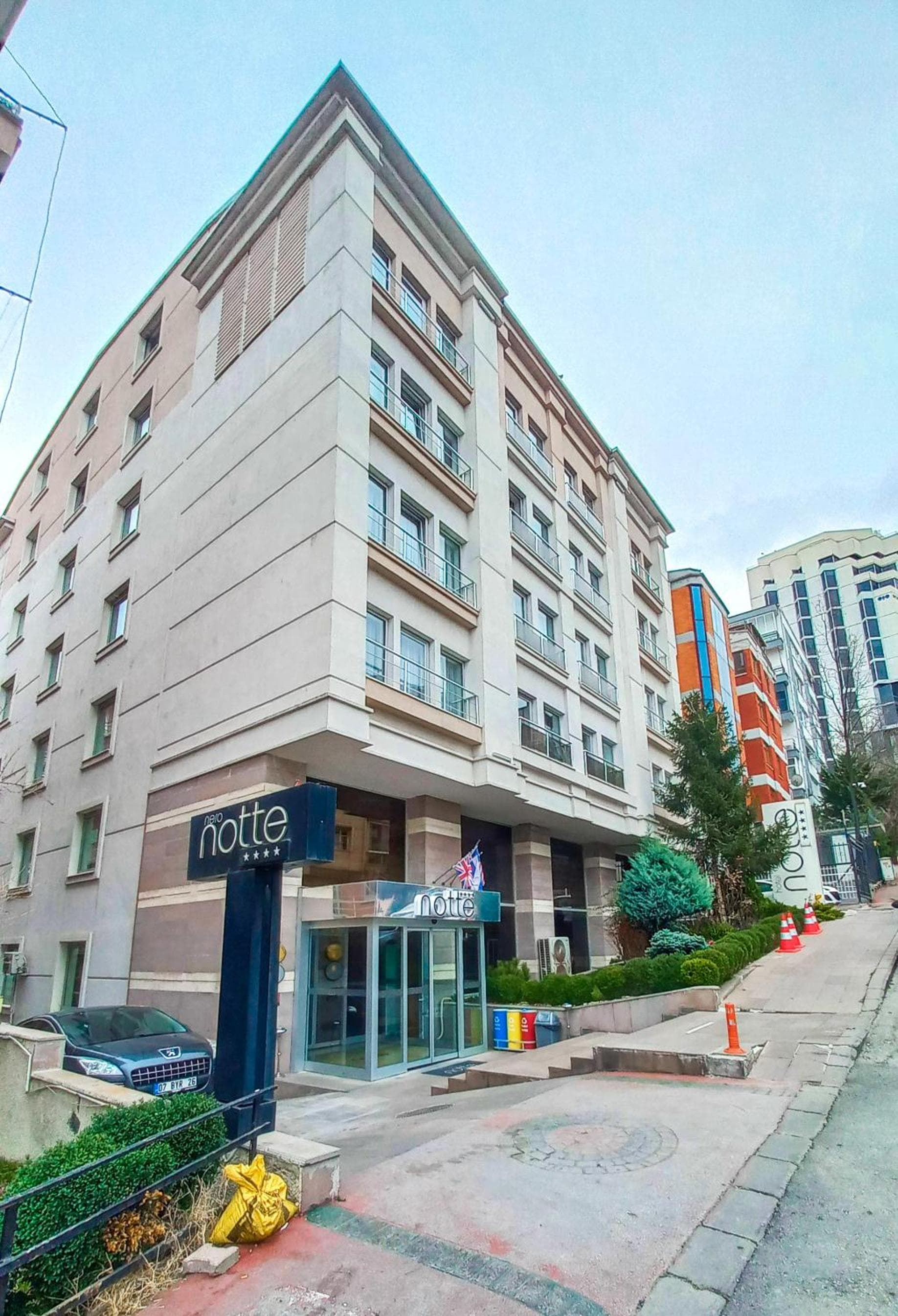 Notte Hotel
