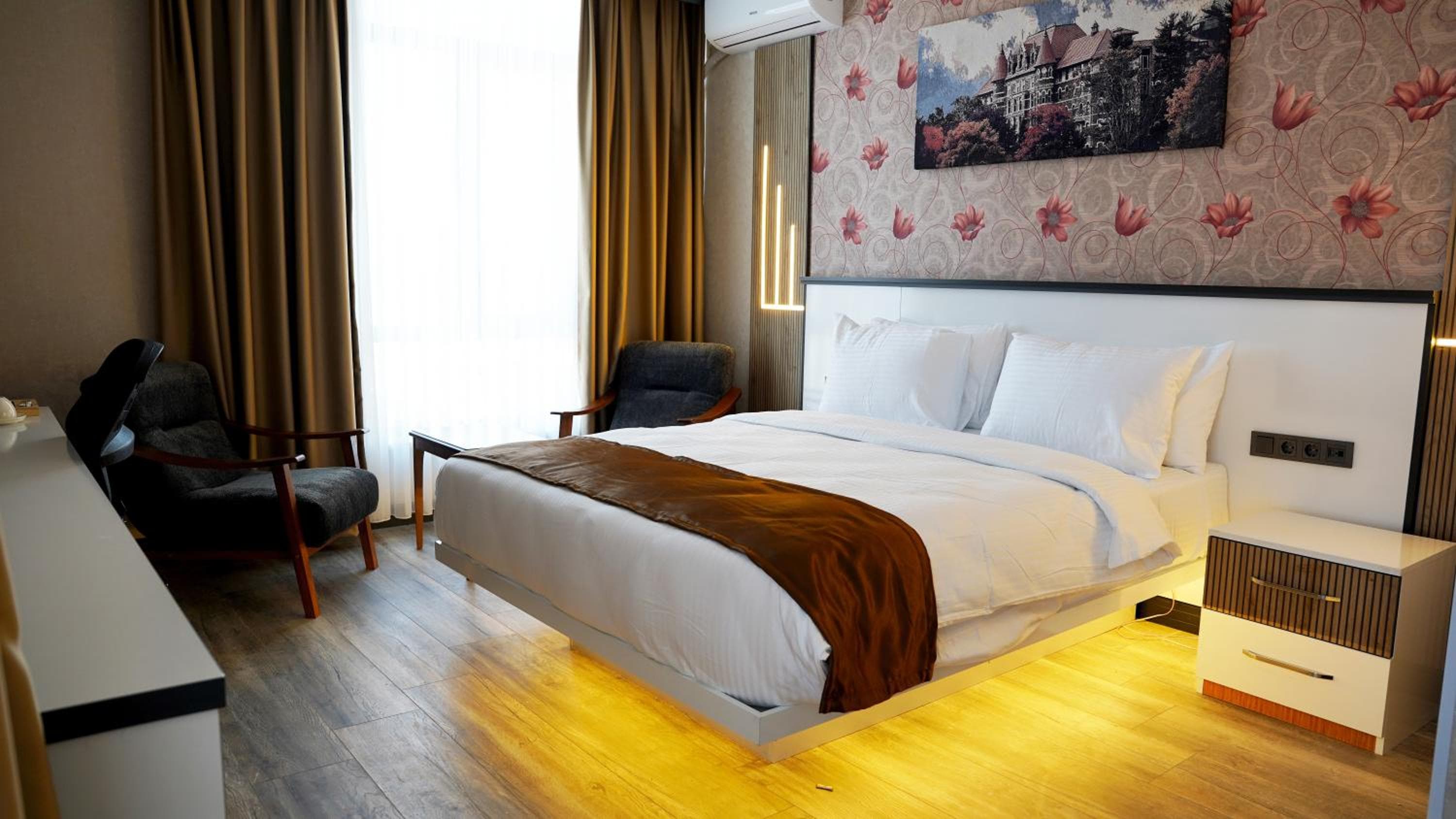 Akgül Otel