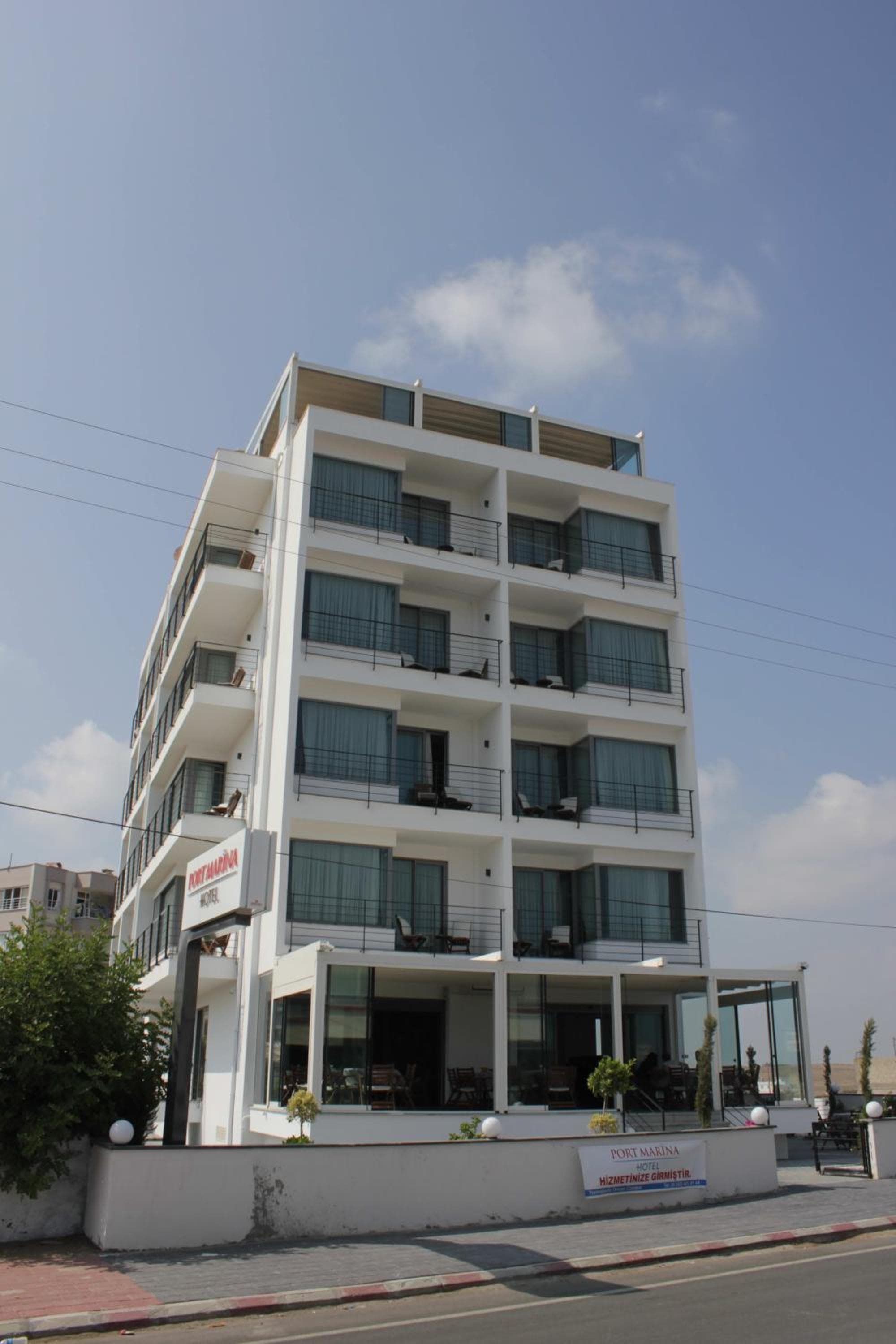 Port Marina Hotel