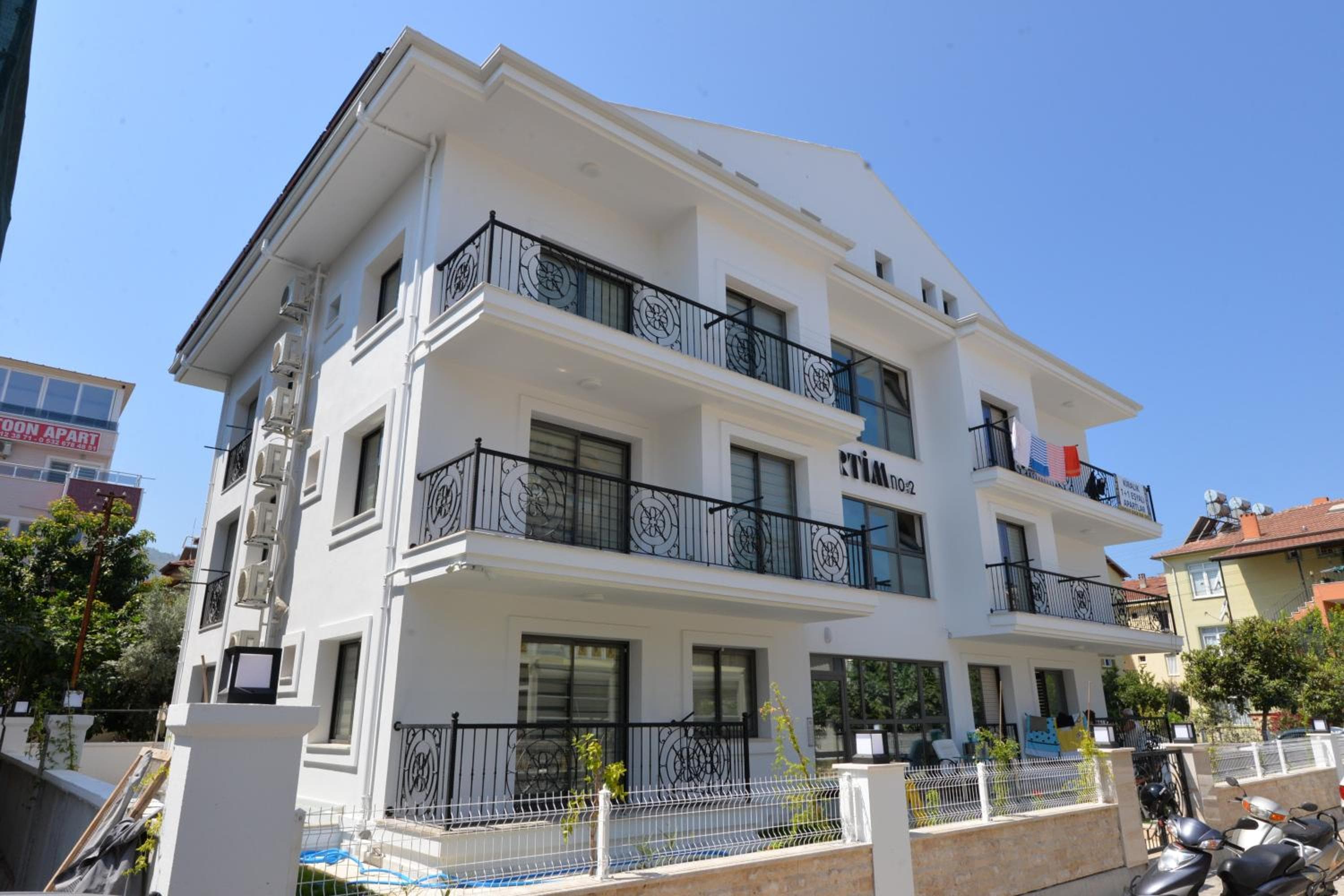 Arti̇m Apart Hotel