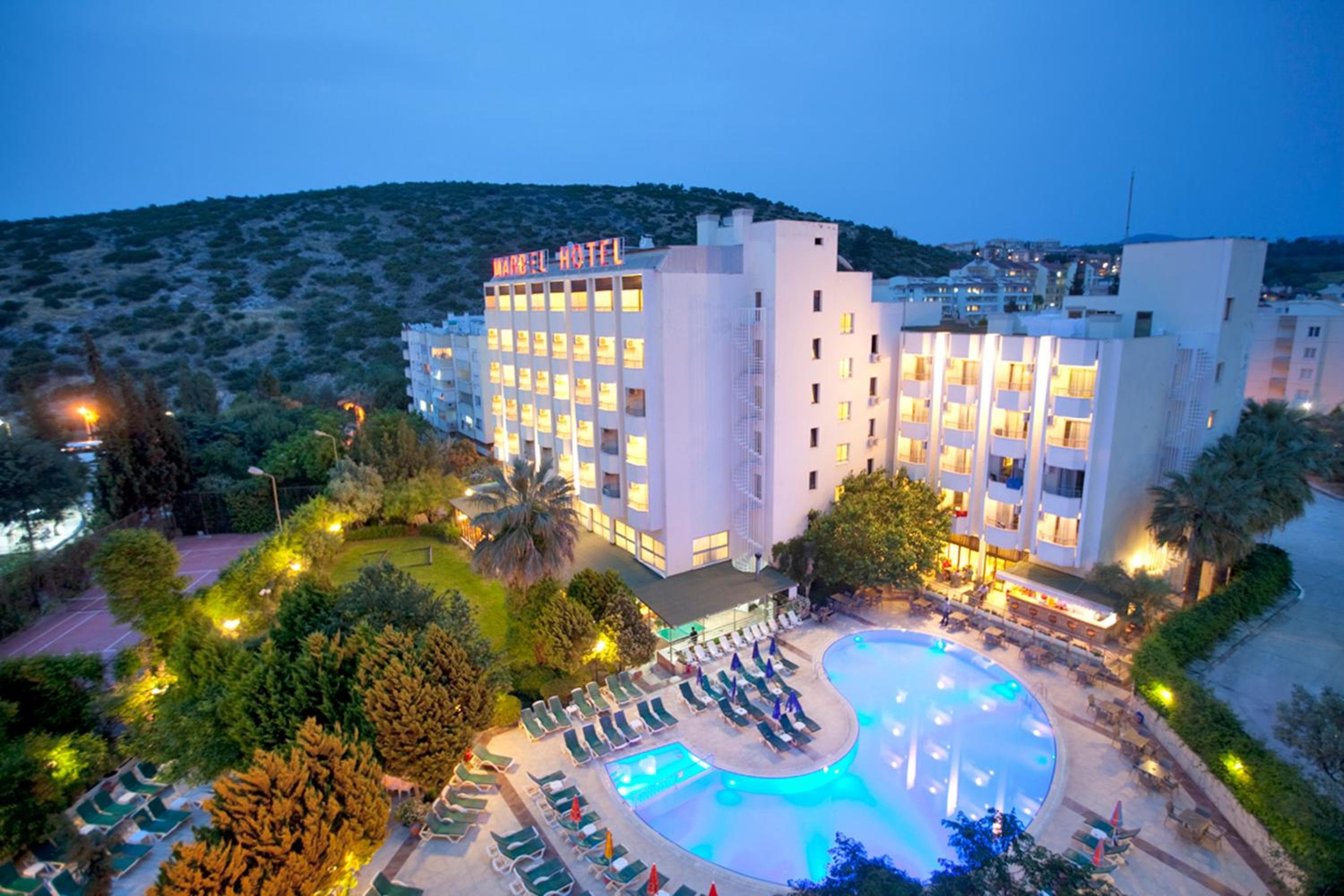 Marbel Hotel by PalmWings